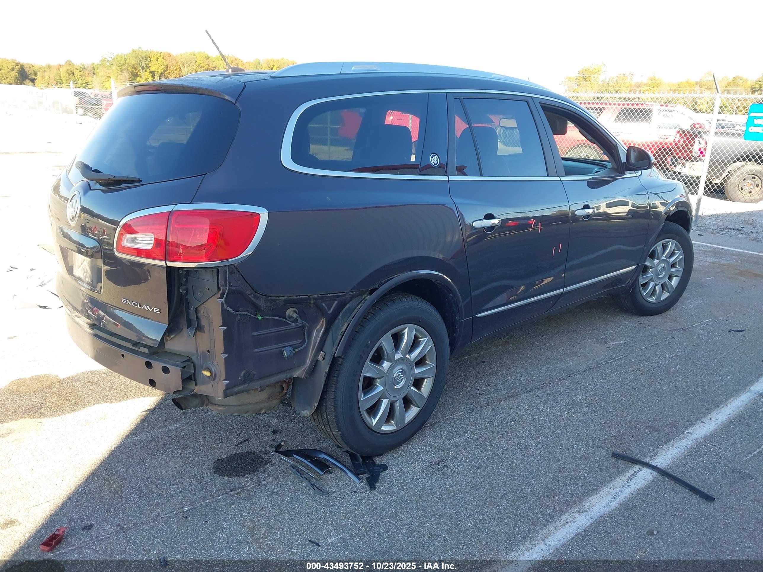 BUICK ENCLAVE image 4