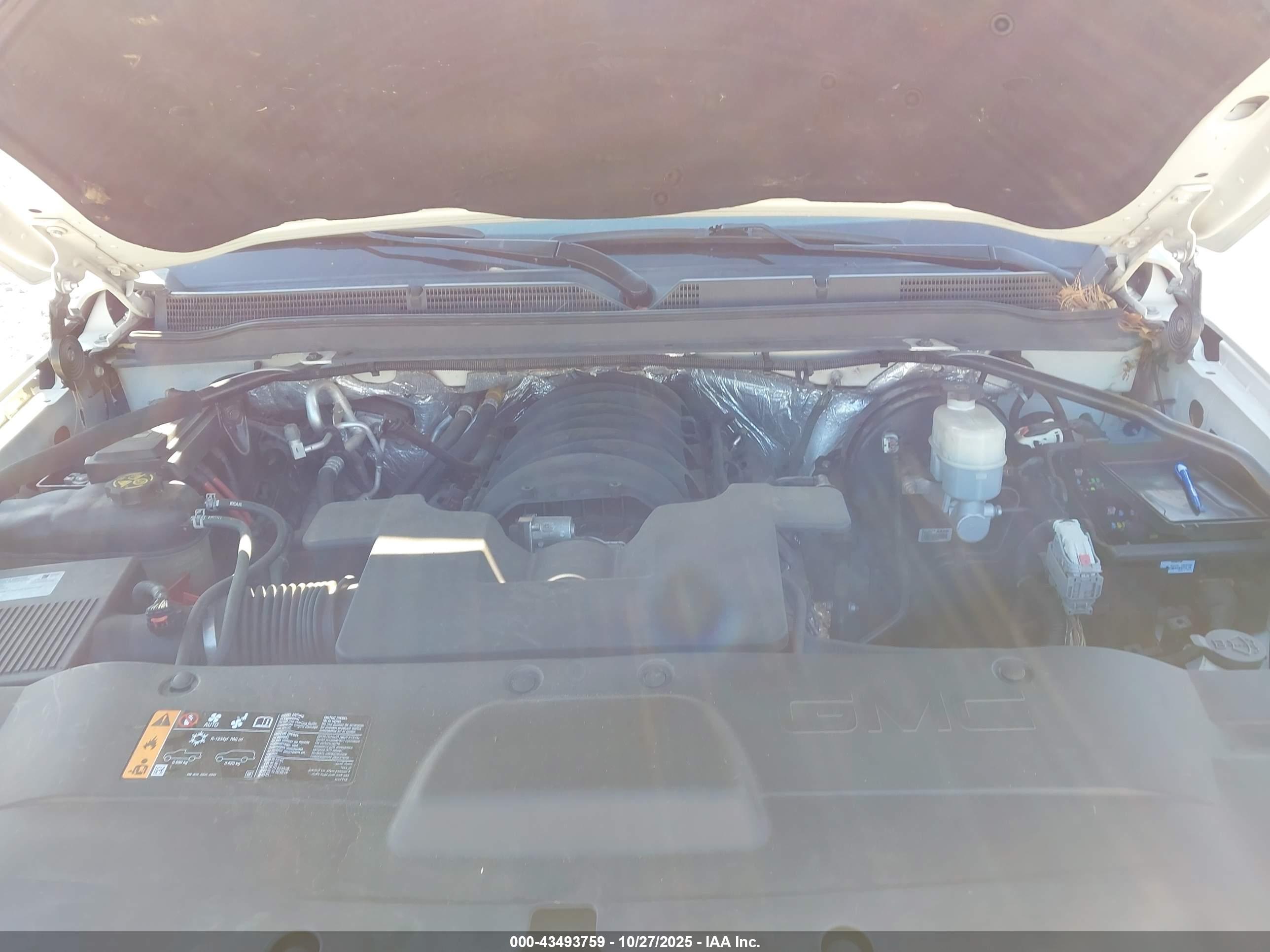GMC YUKON image 10