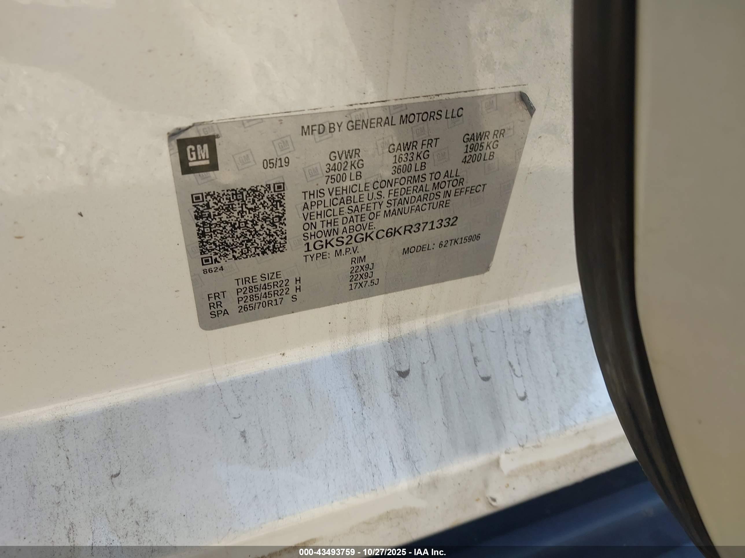 GMC YUKON image 9