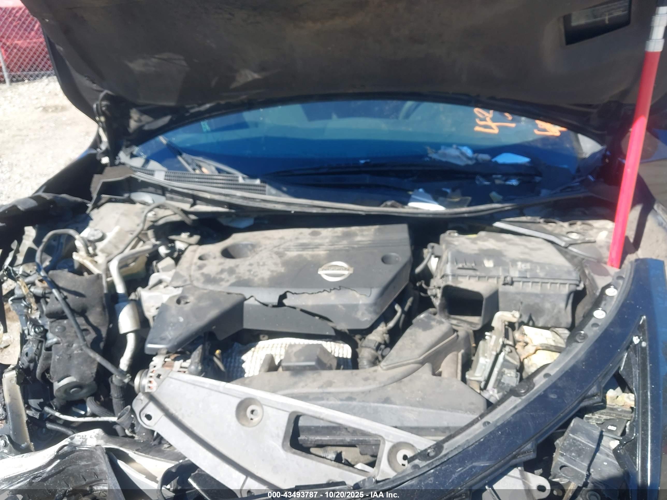 NISSAN ALTIMA image 10