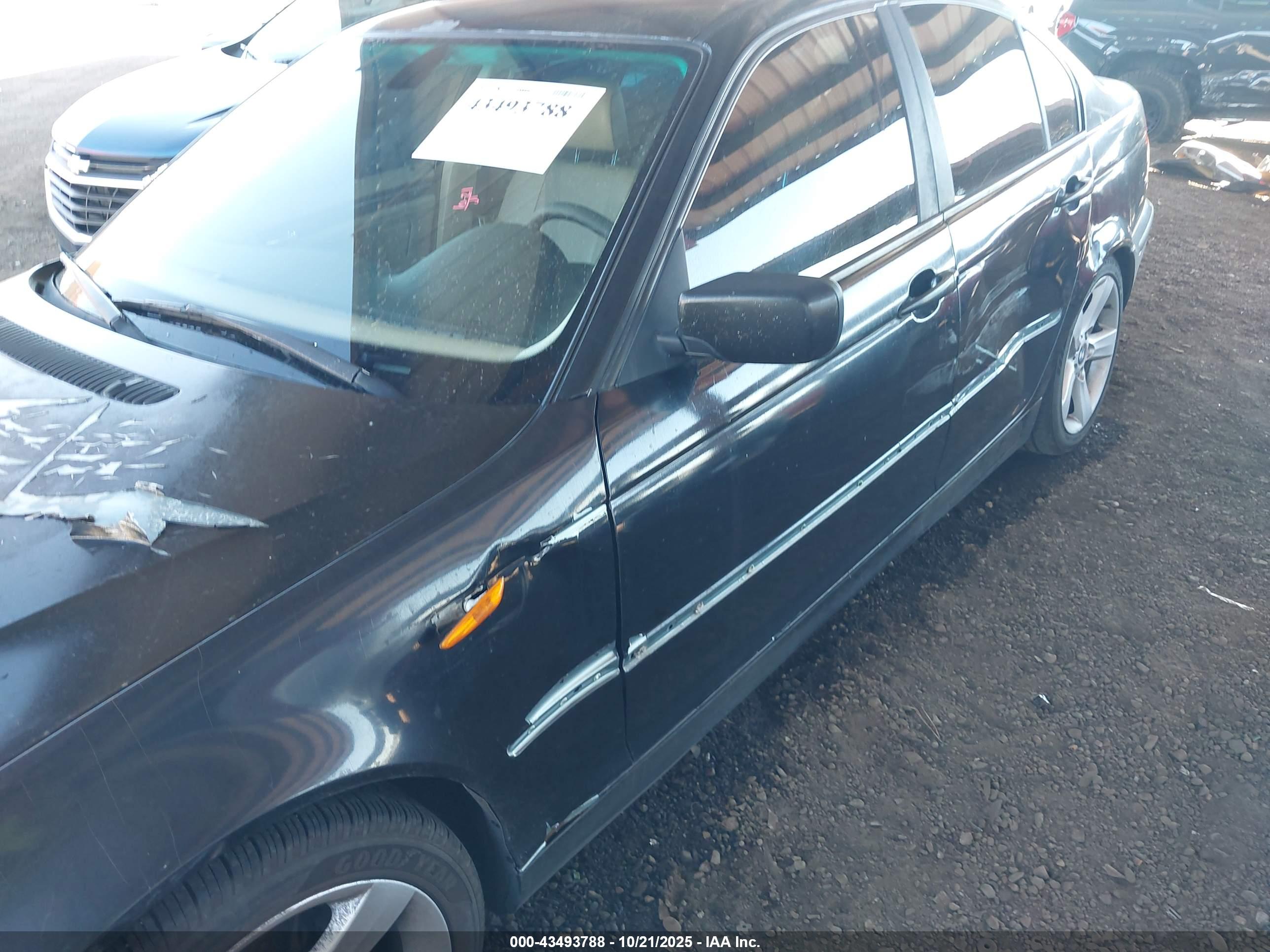 BMW 325I image 6