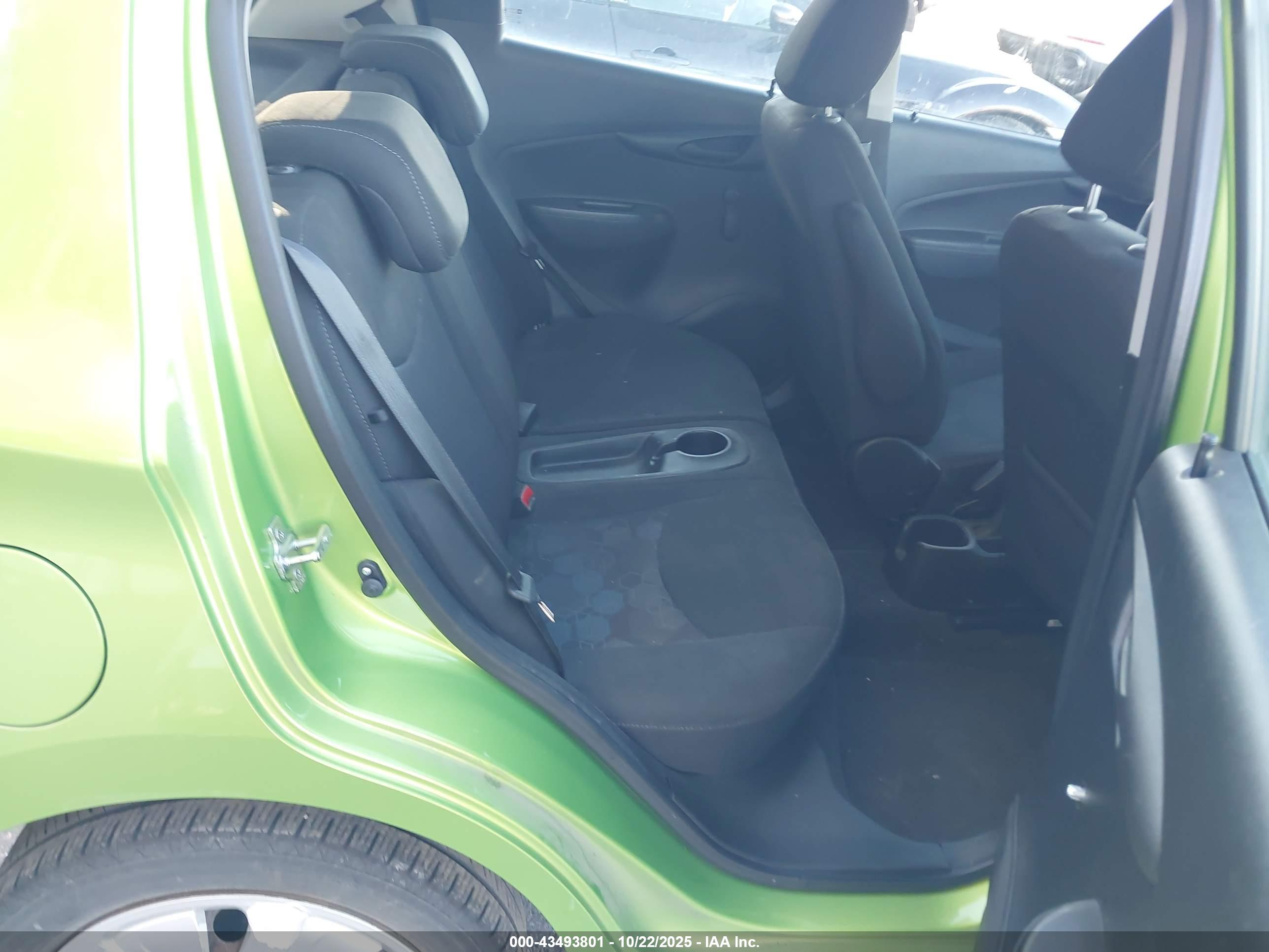 CHEVROLET SPARK image 8