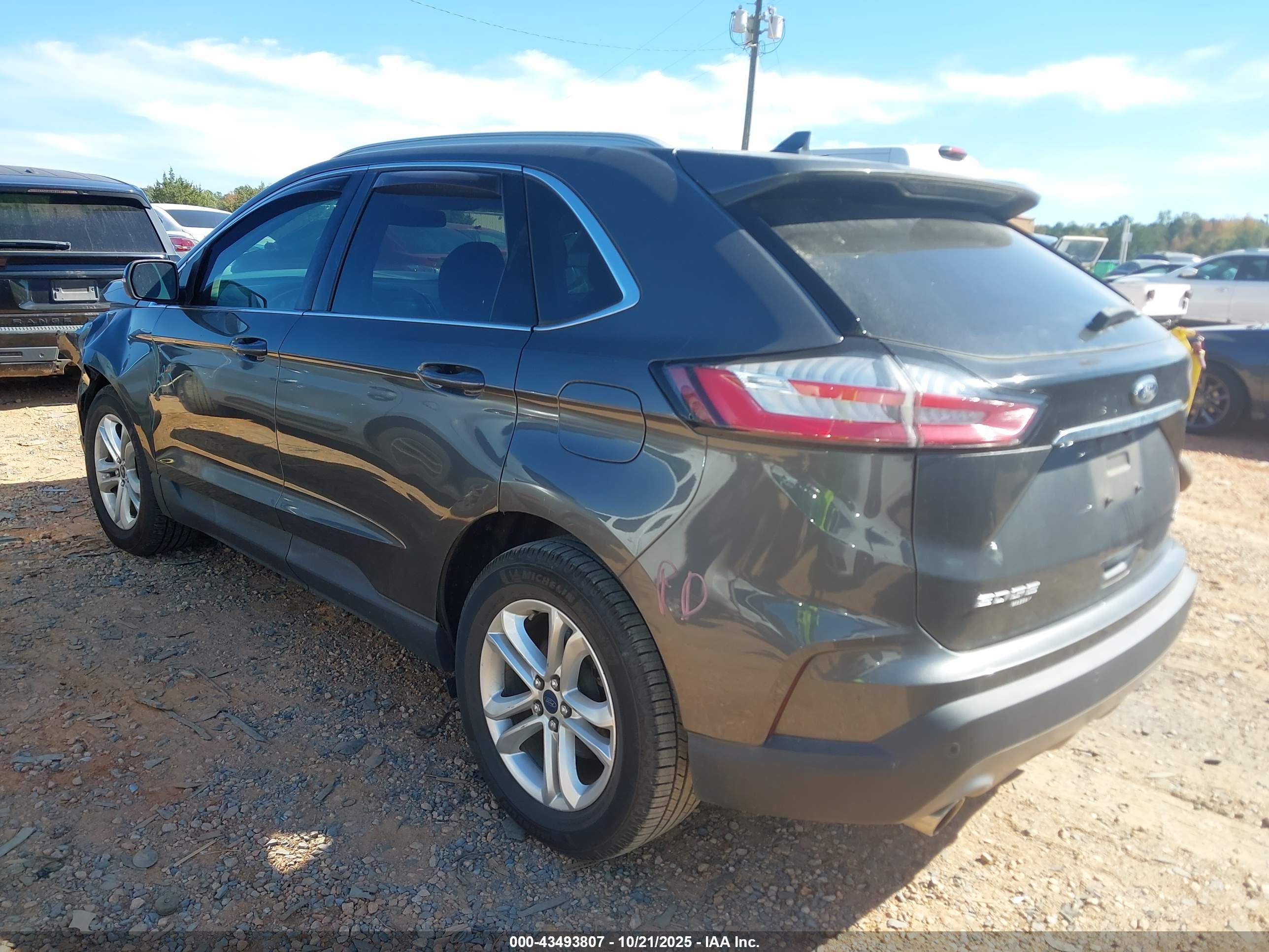 FORD EDGE image 3
