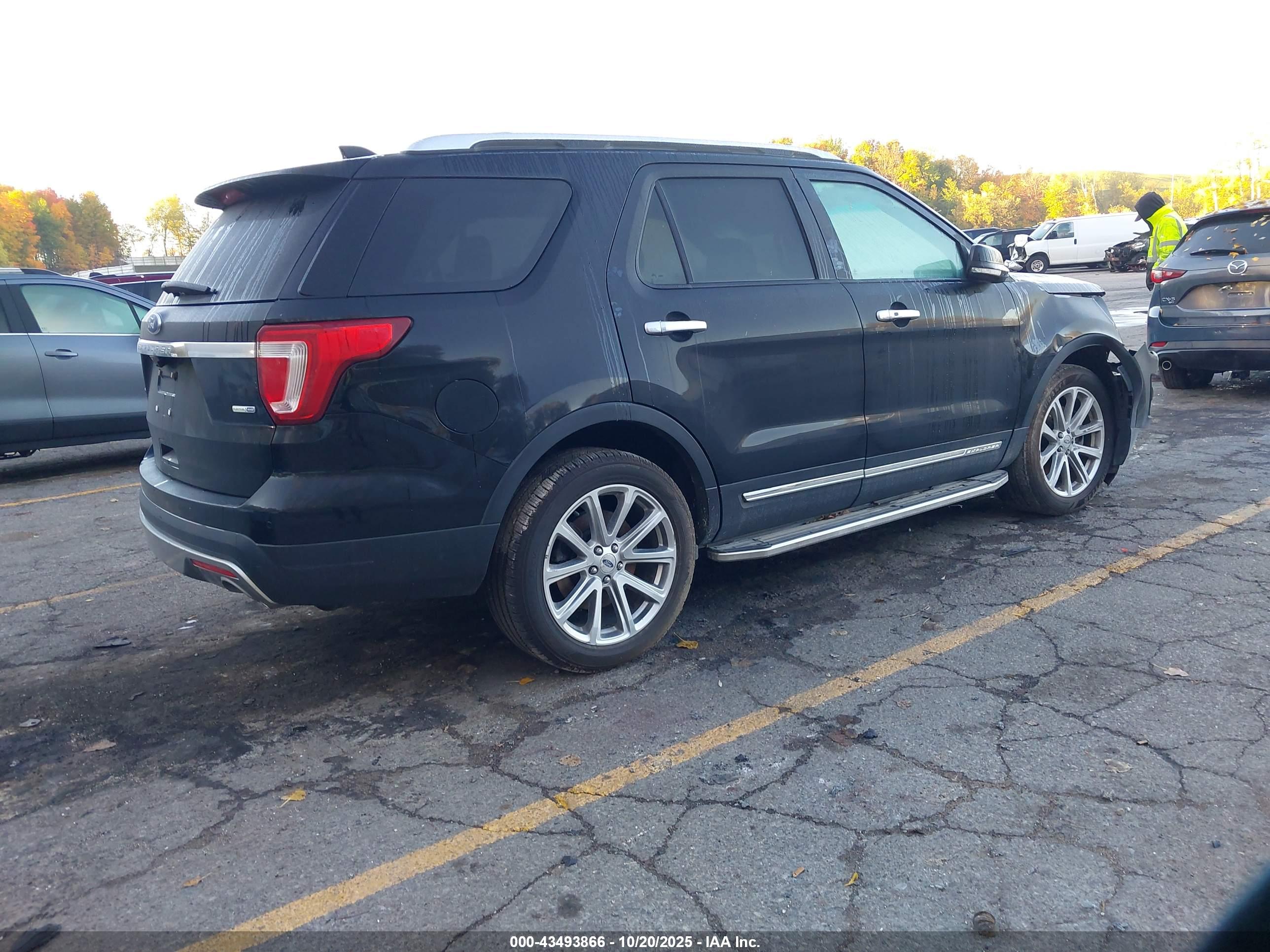 FORD EXPLORER image 4