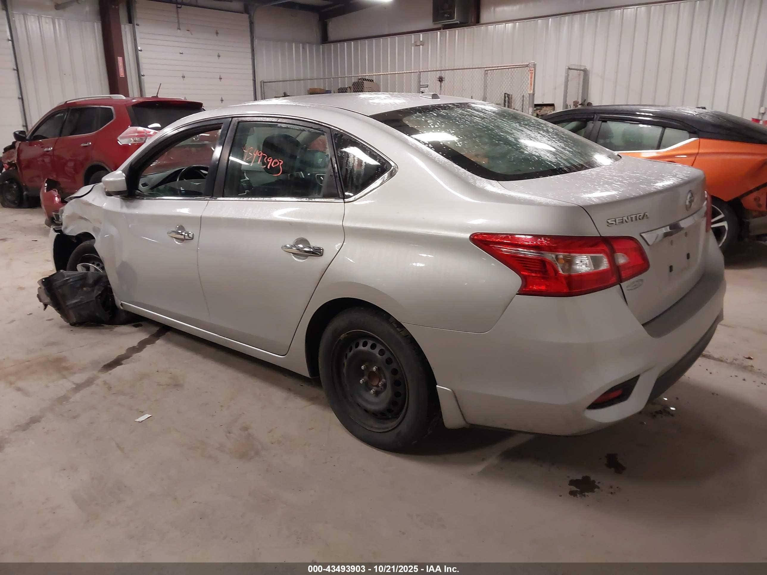 NISSAN SENTRA image 3
