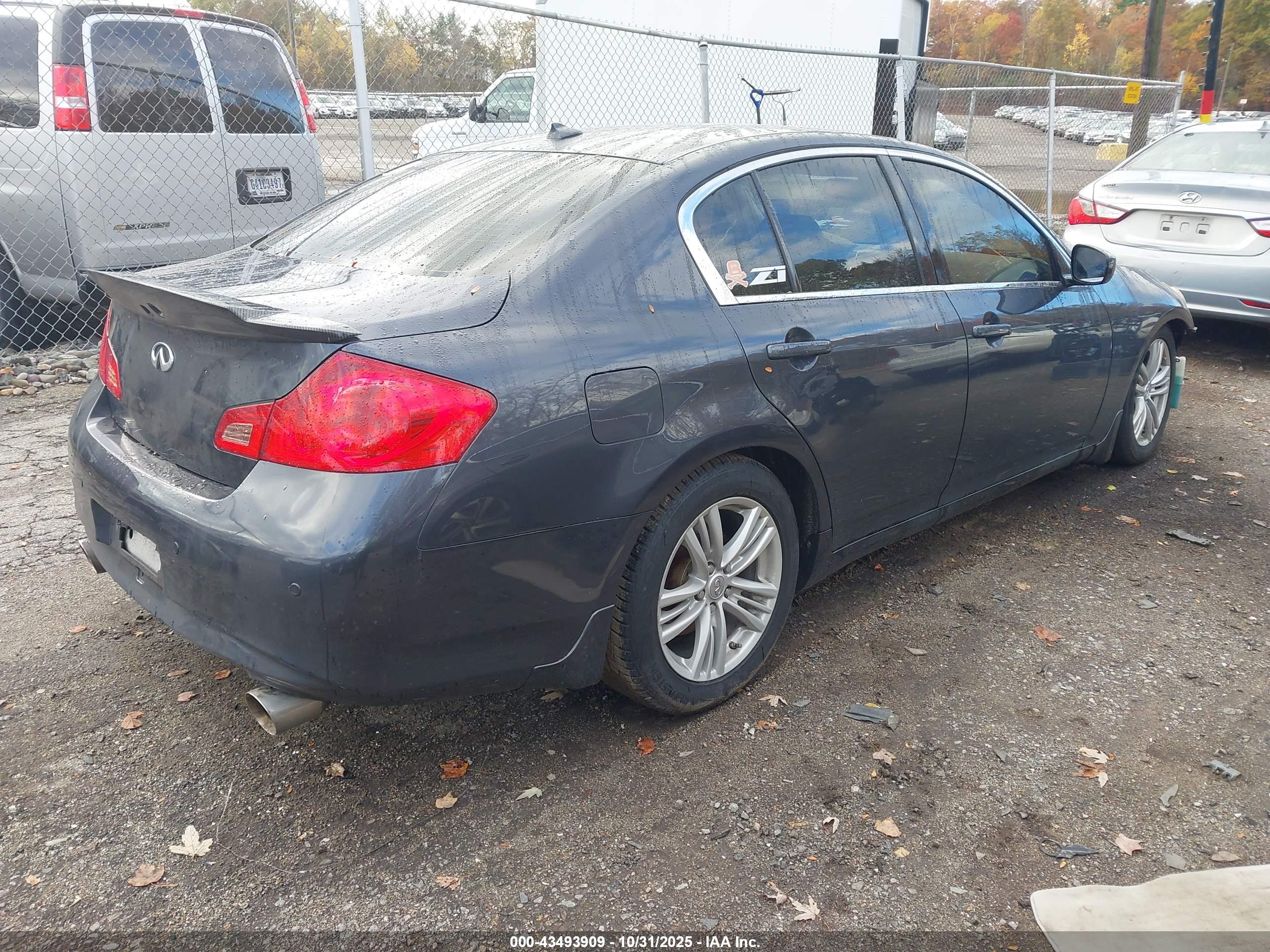 INFINITI G37X image 4