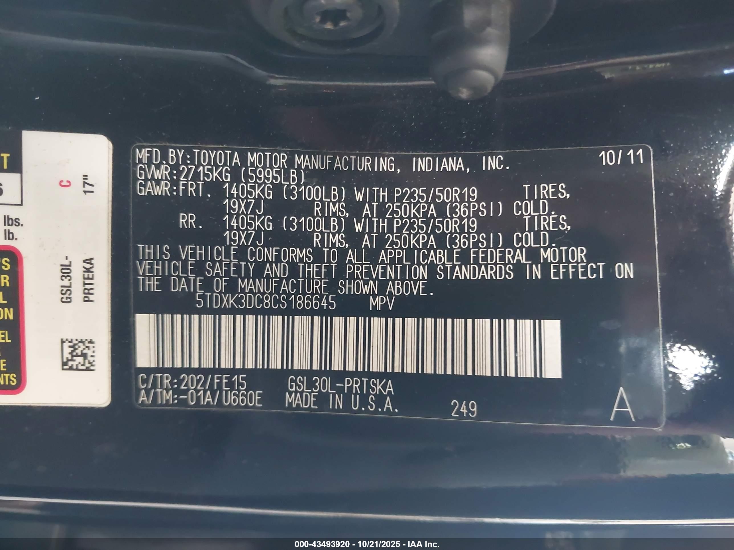 TOYOTA SIENNA image 9