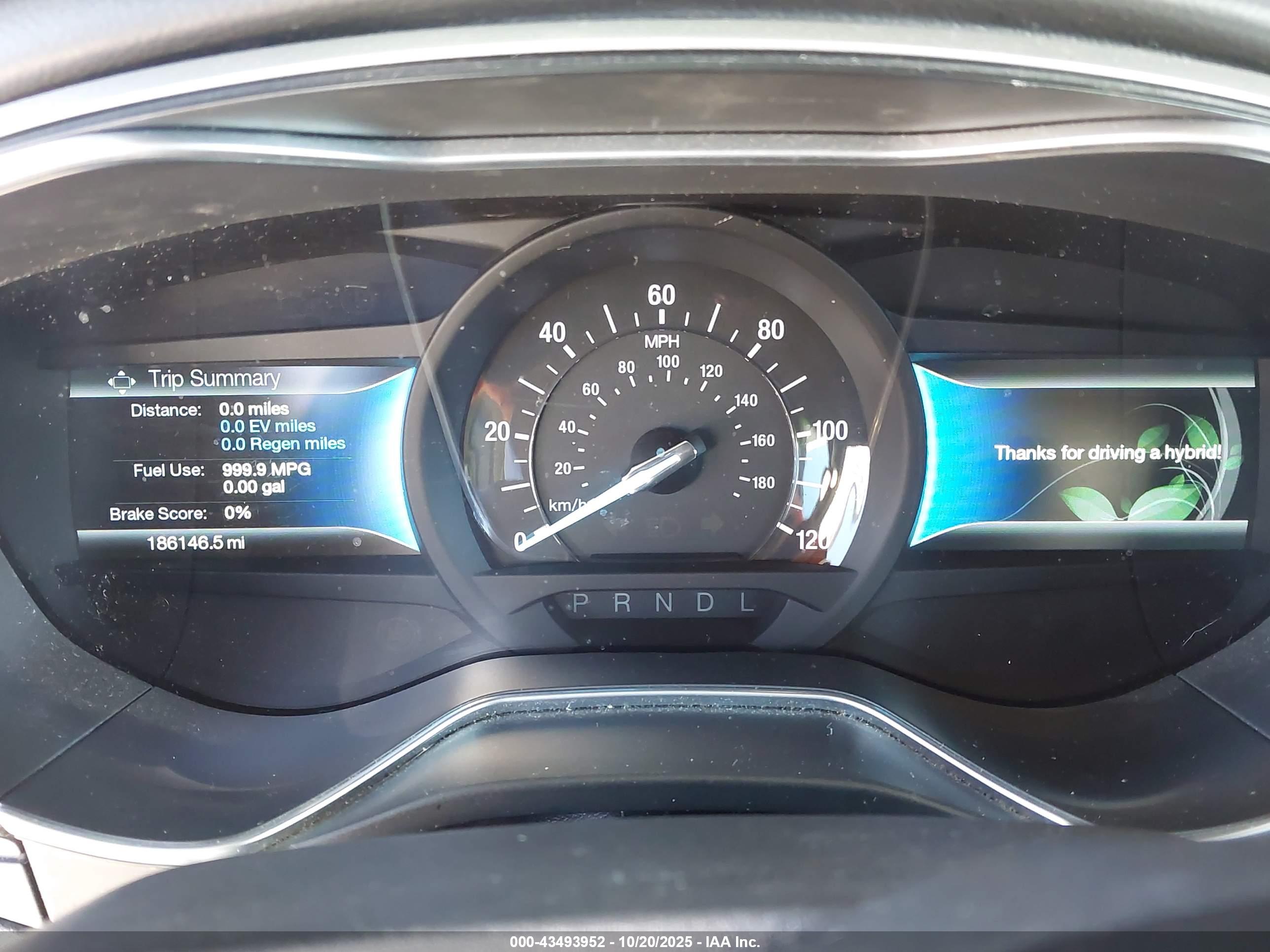 FORD FUSION image 7