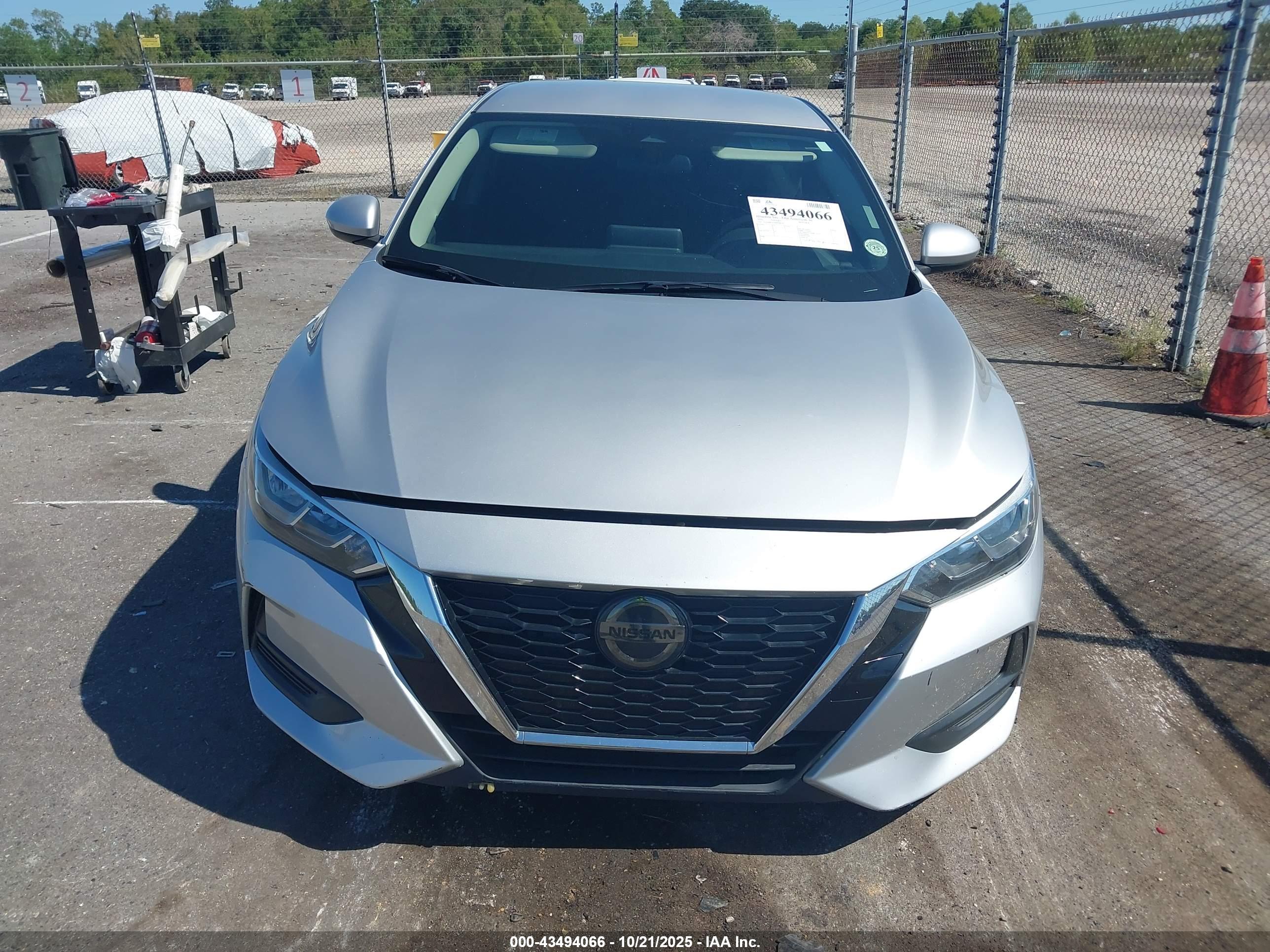 NISSAN SENTRA image 6