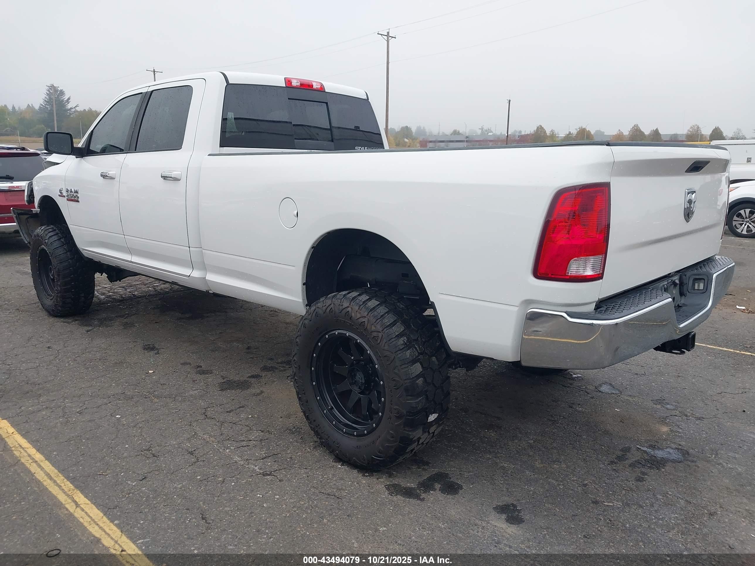 RAM 2500 image 3