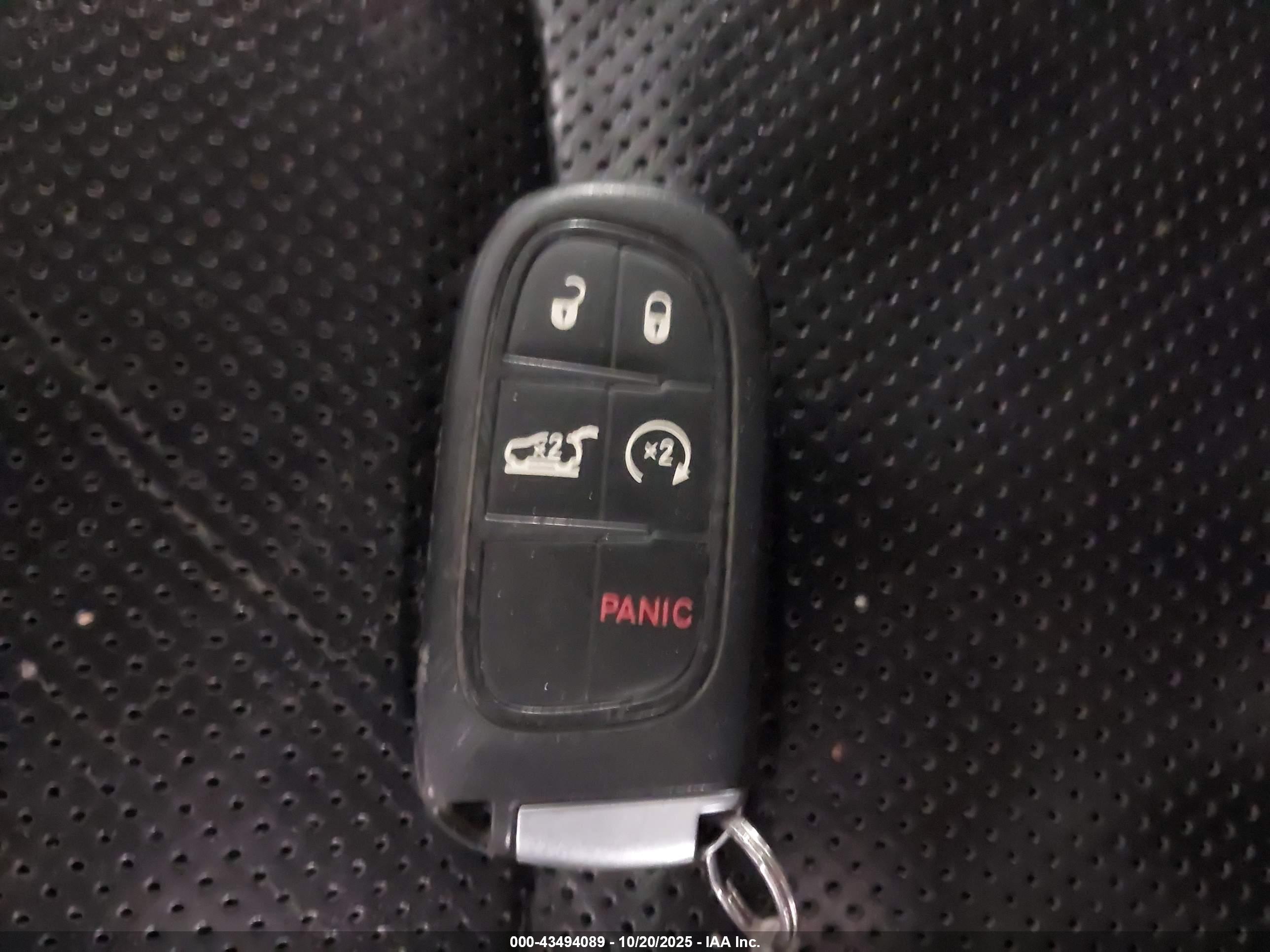 JEEP CHEROKEE image 11