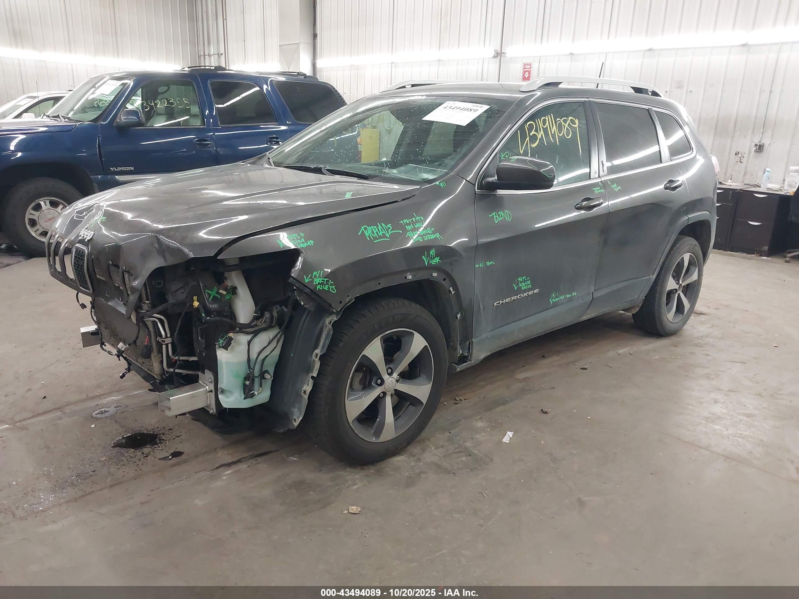 JEEP CHEROKEE image 2