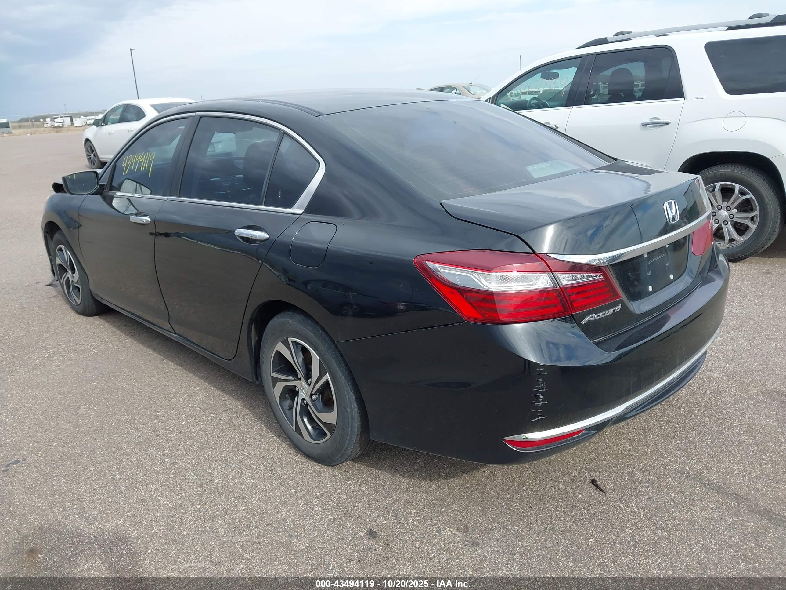 HONDA ACCORD image 3