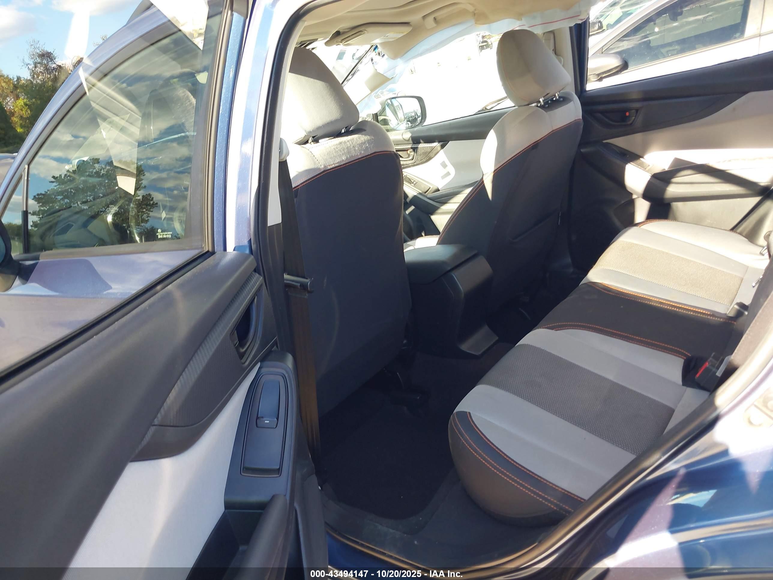 SUBARU CROSSTREK image 8