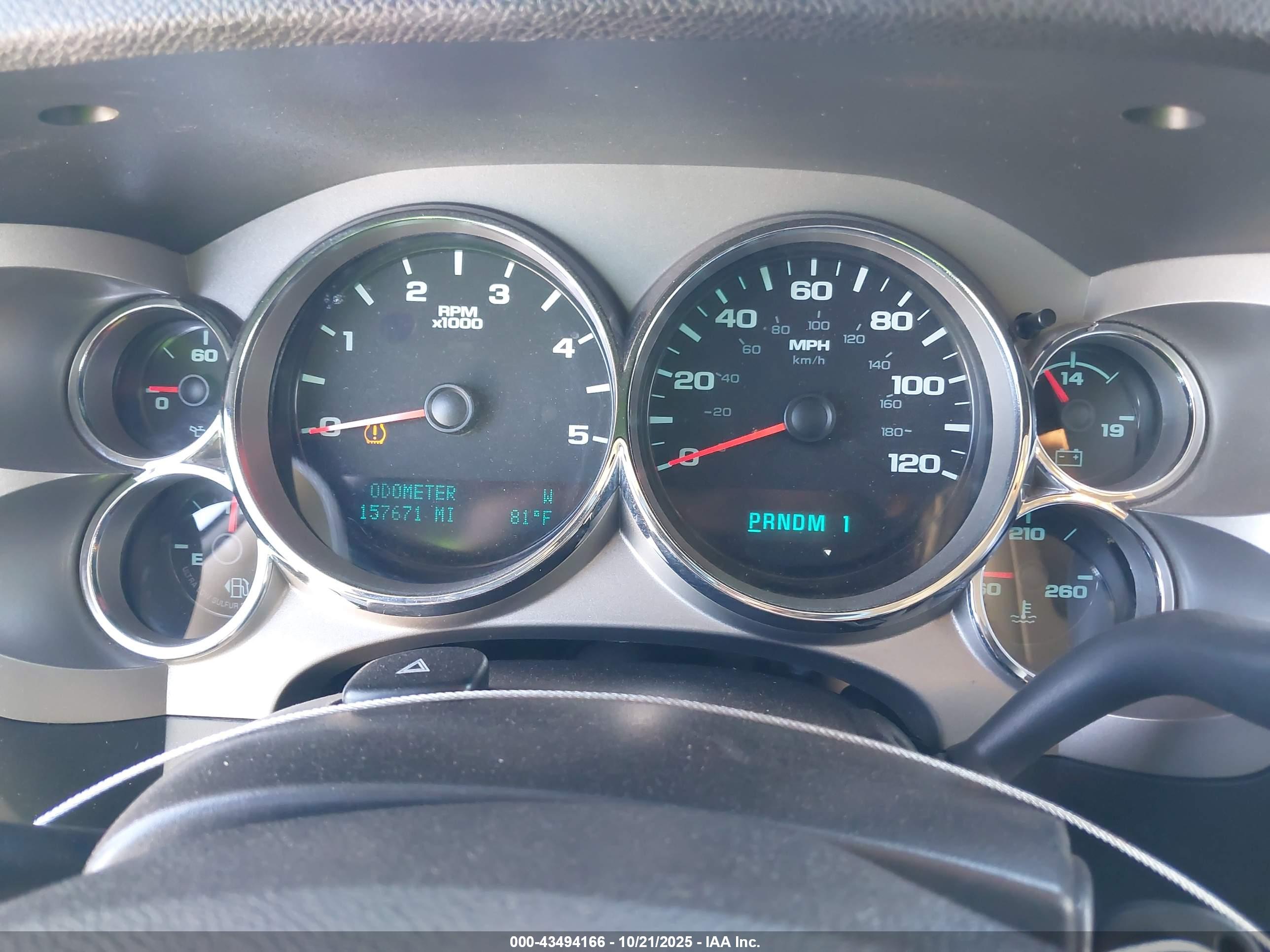 CHEVROLET SILVERADO image 7