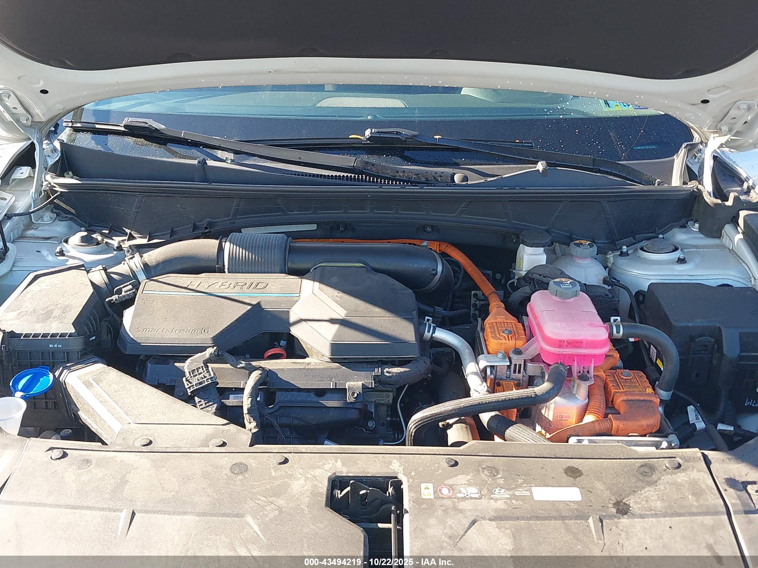 HYUNDAI TUCSON image 10