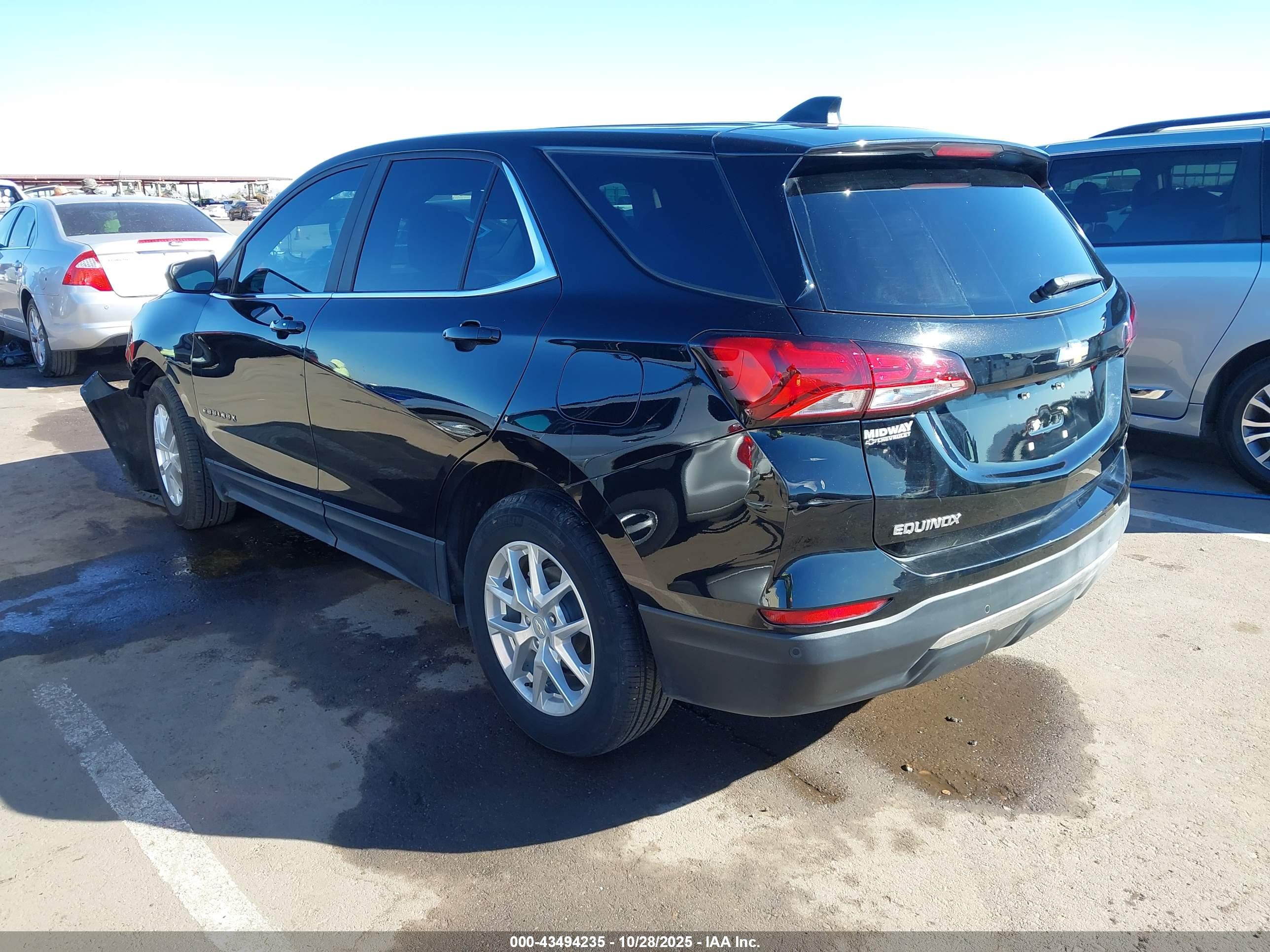 CHEVROLET EQUINOX image 3