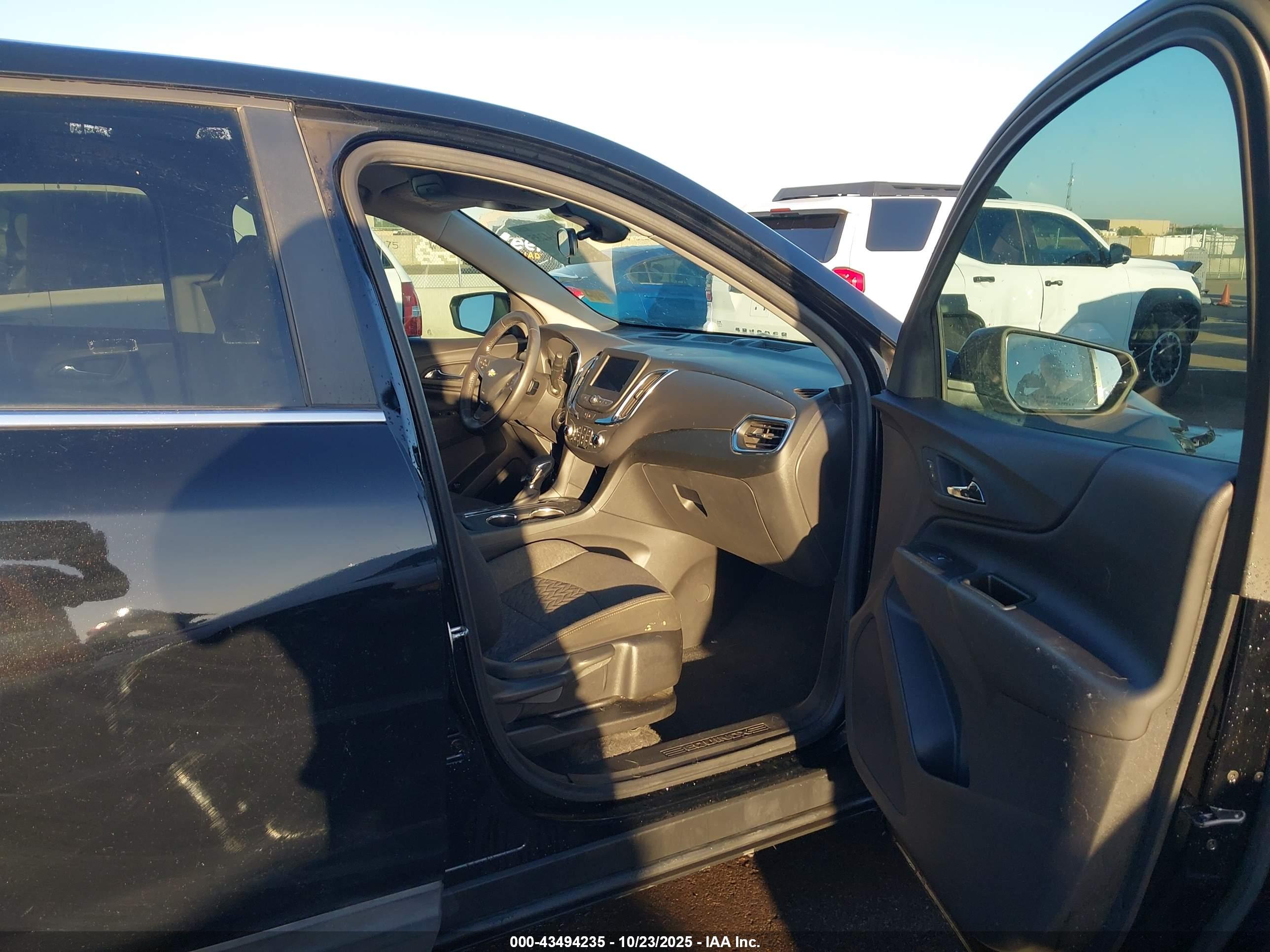 CHEVROLET EQUINOX image 5