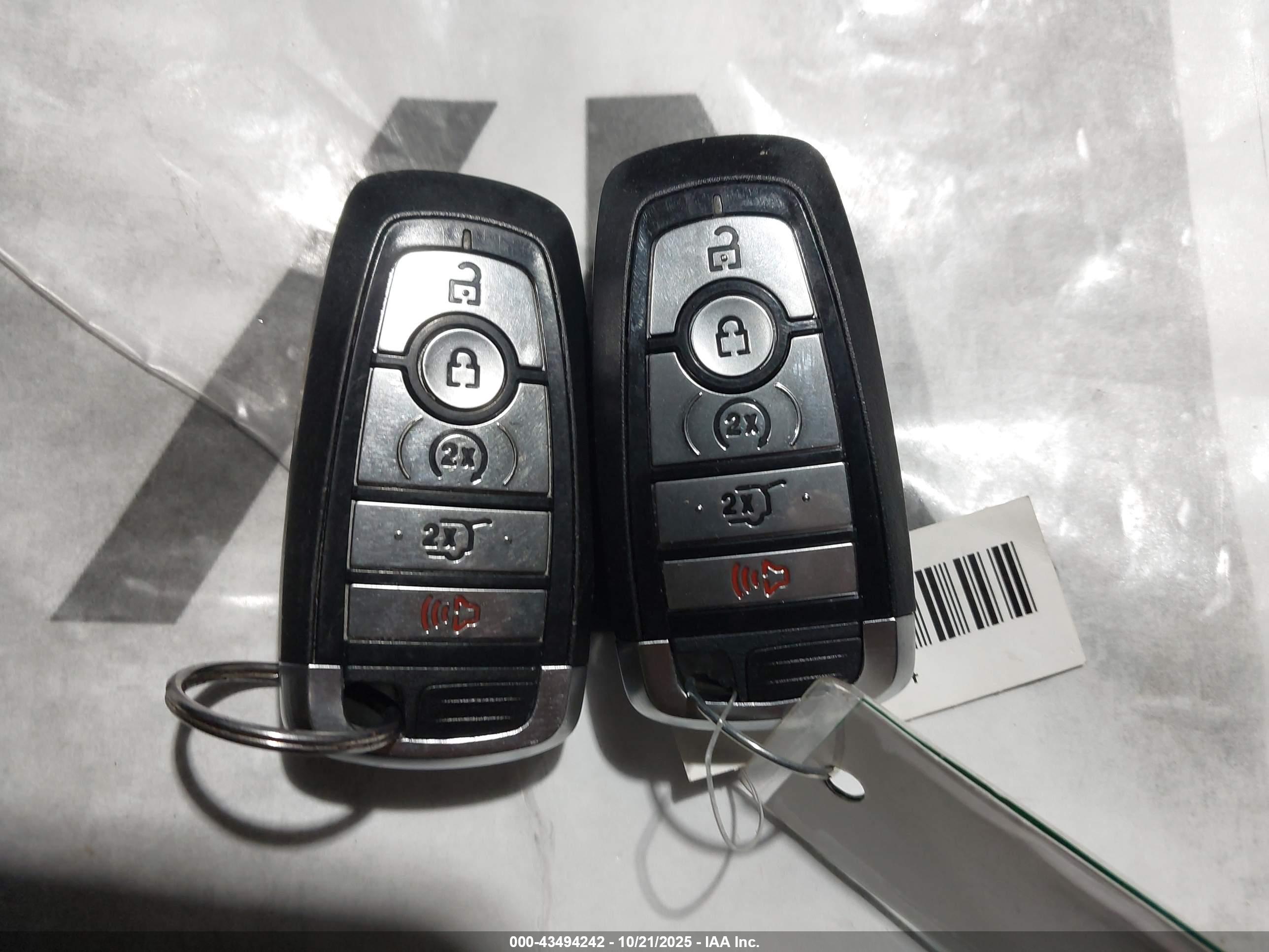 FORD ESCAPE image 11