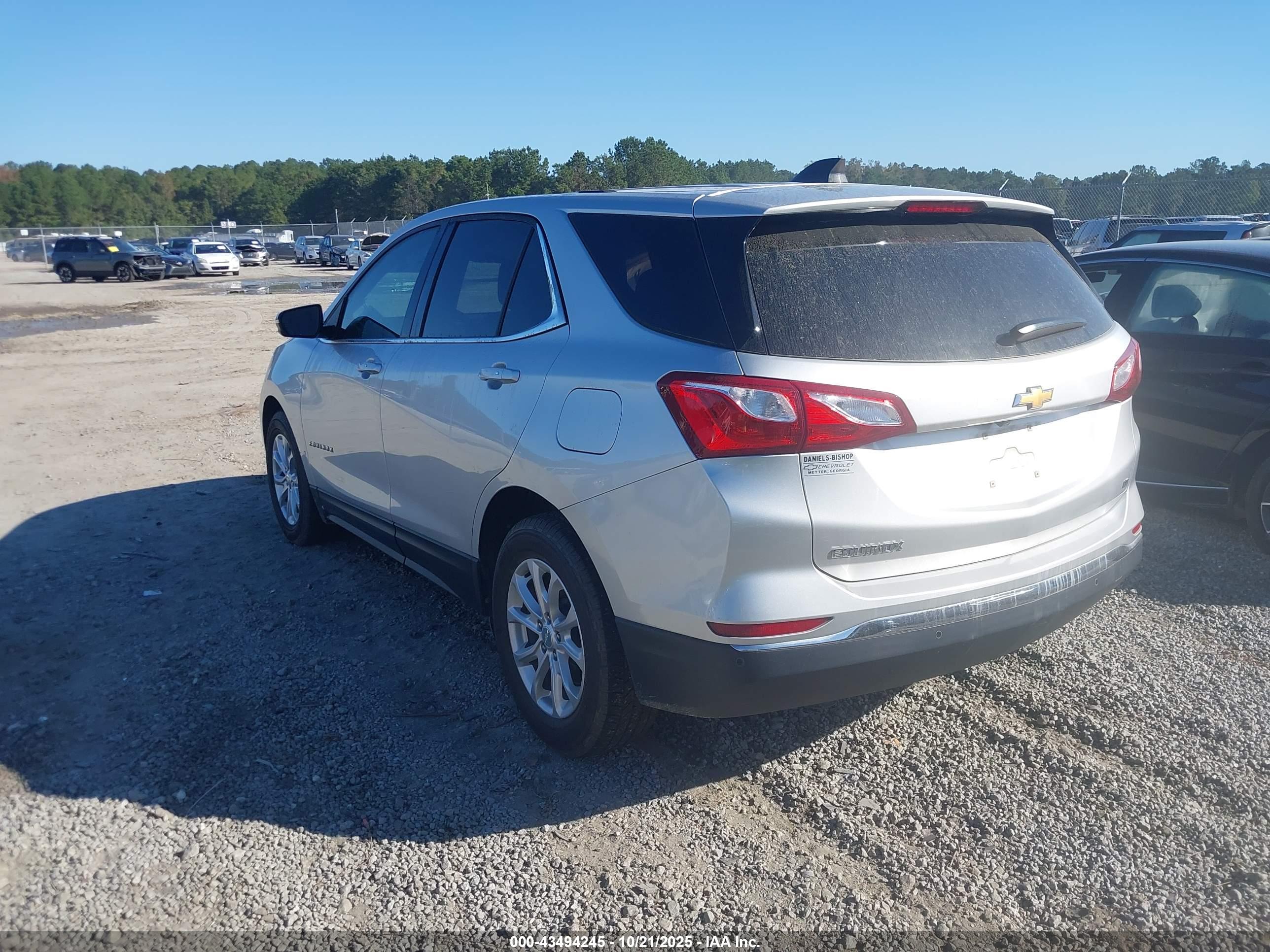 CHEVROLET EQUINOX image 3