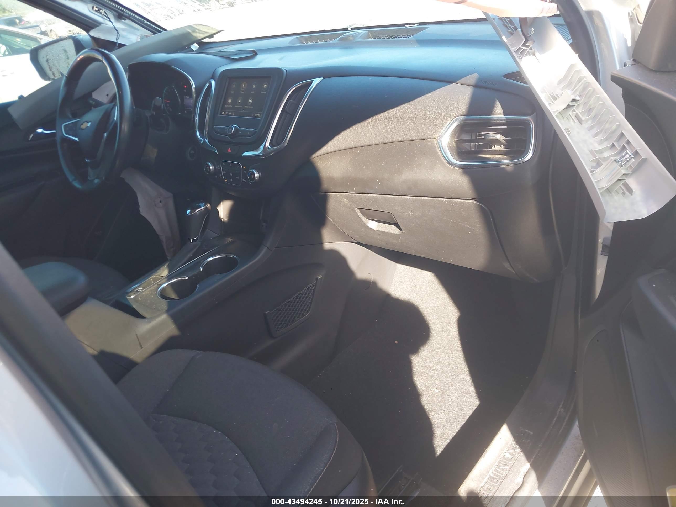 CHEVROLET EQUINOX image 5