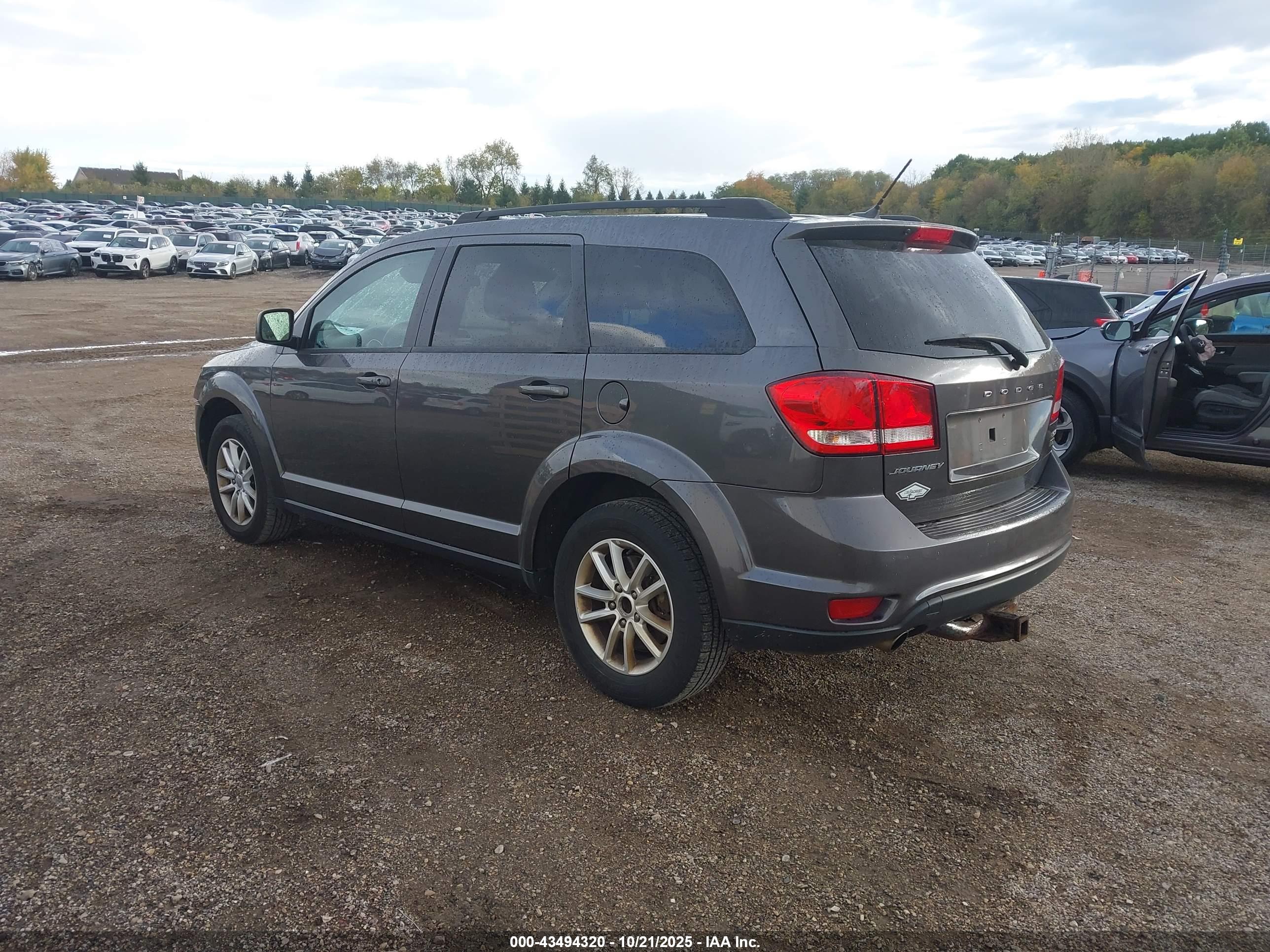 DODGE JOURNEY image 3