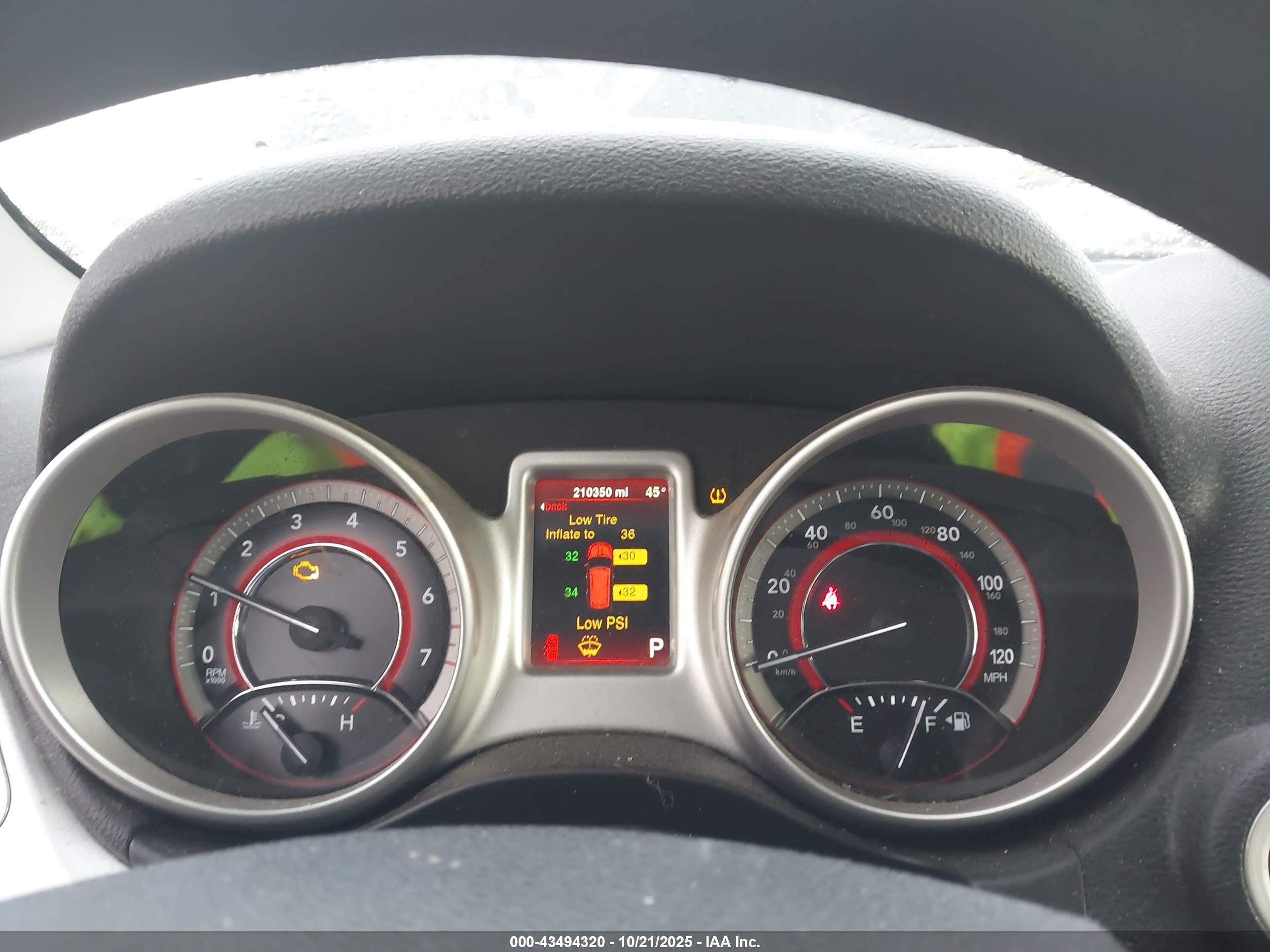 DODGE JOURNEY image 7