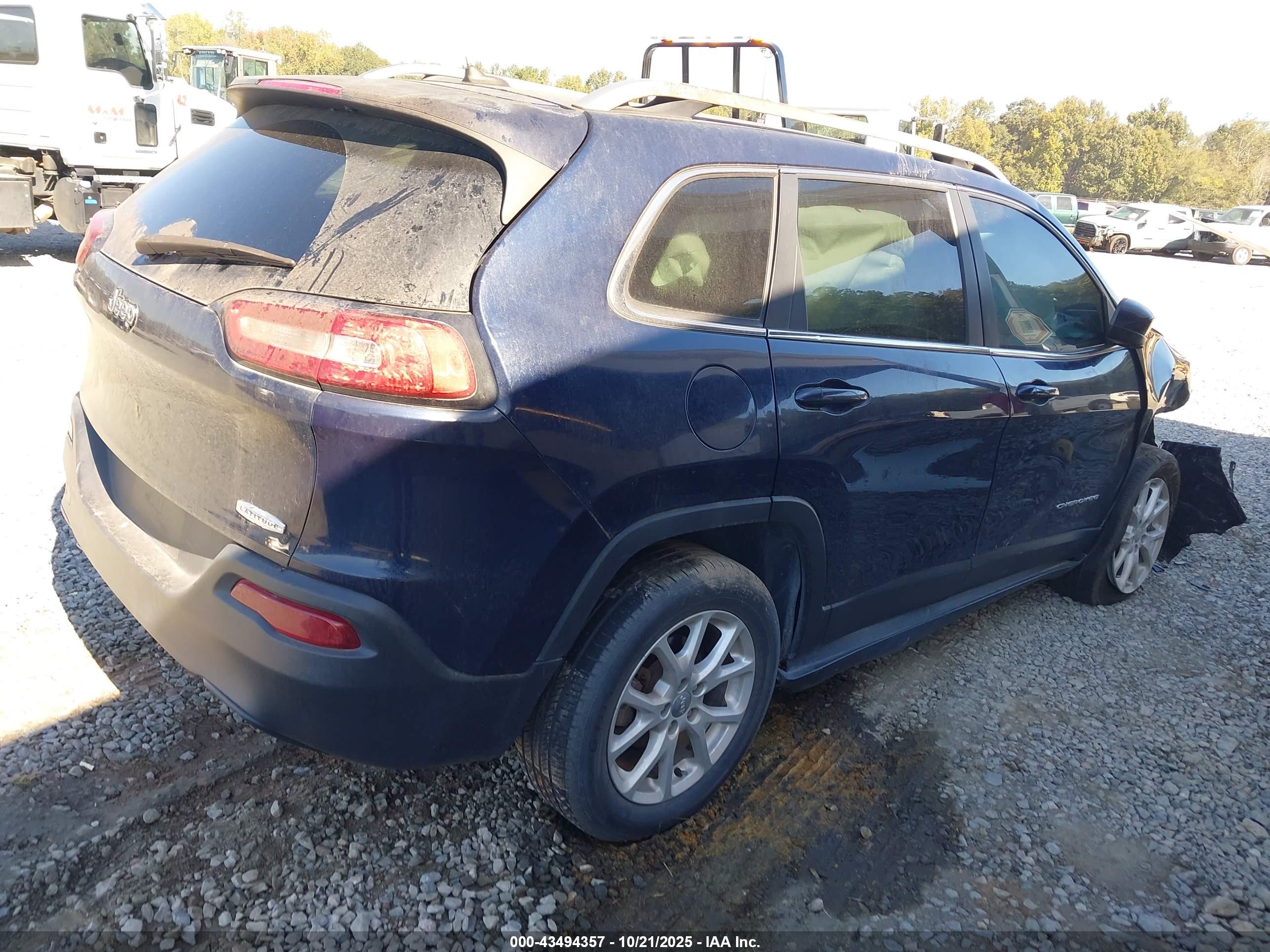 JEEP CHEROKEE image 4