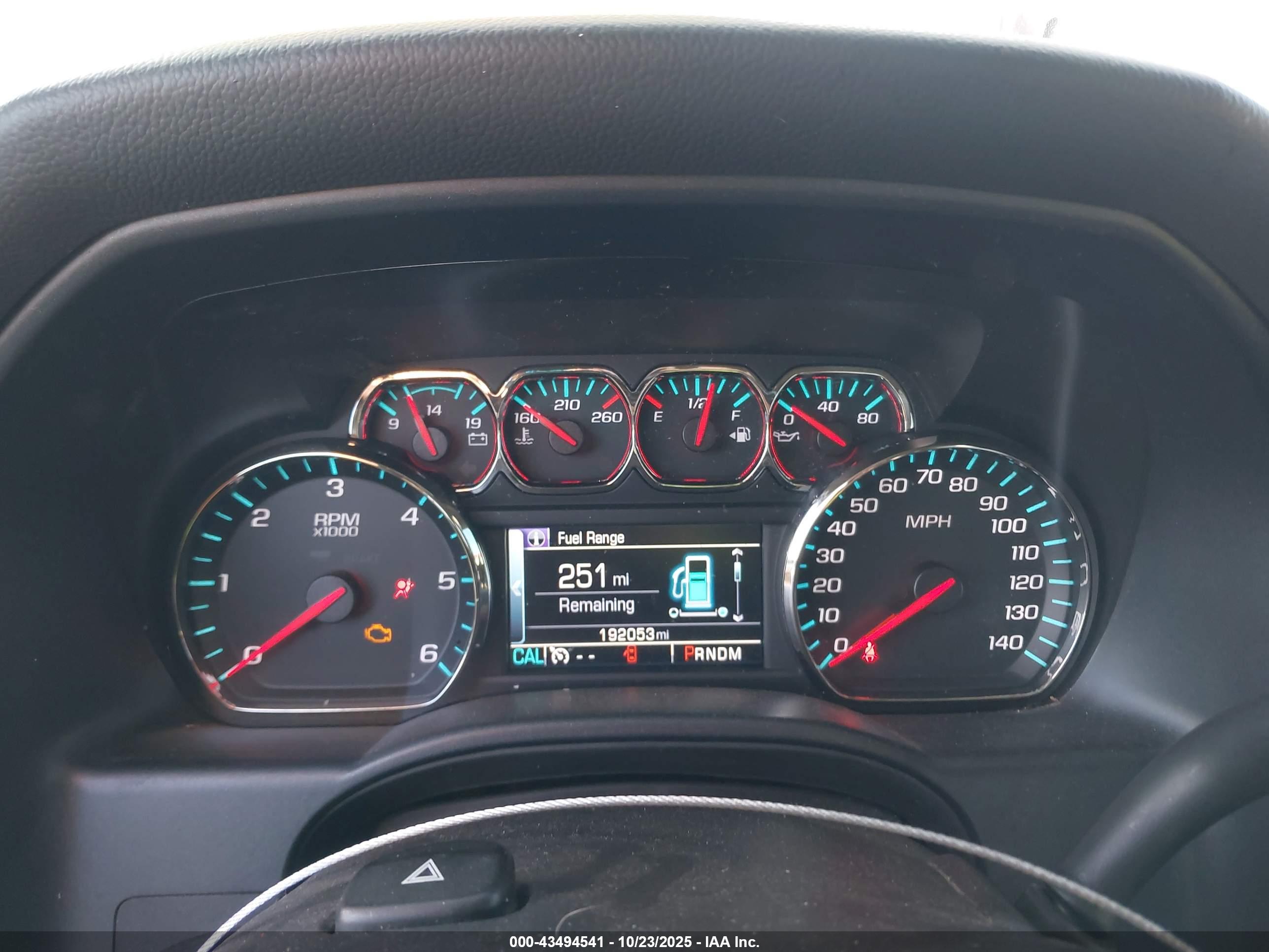 CHEVROLET SILVERADO image 7