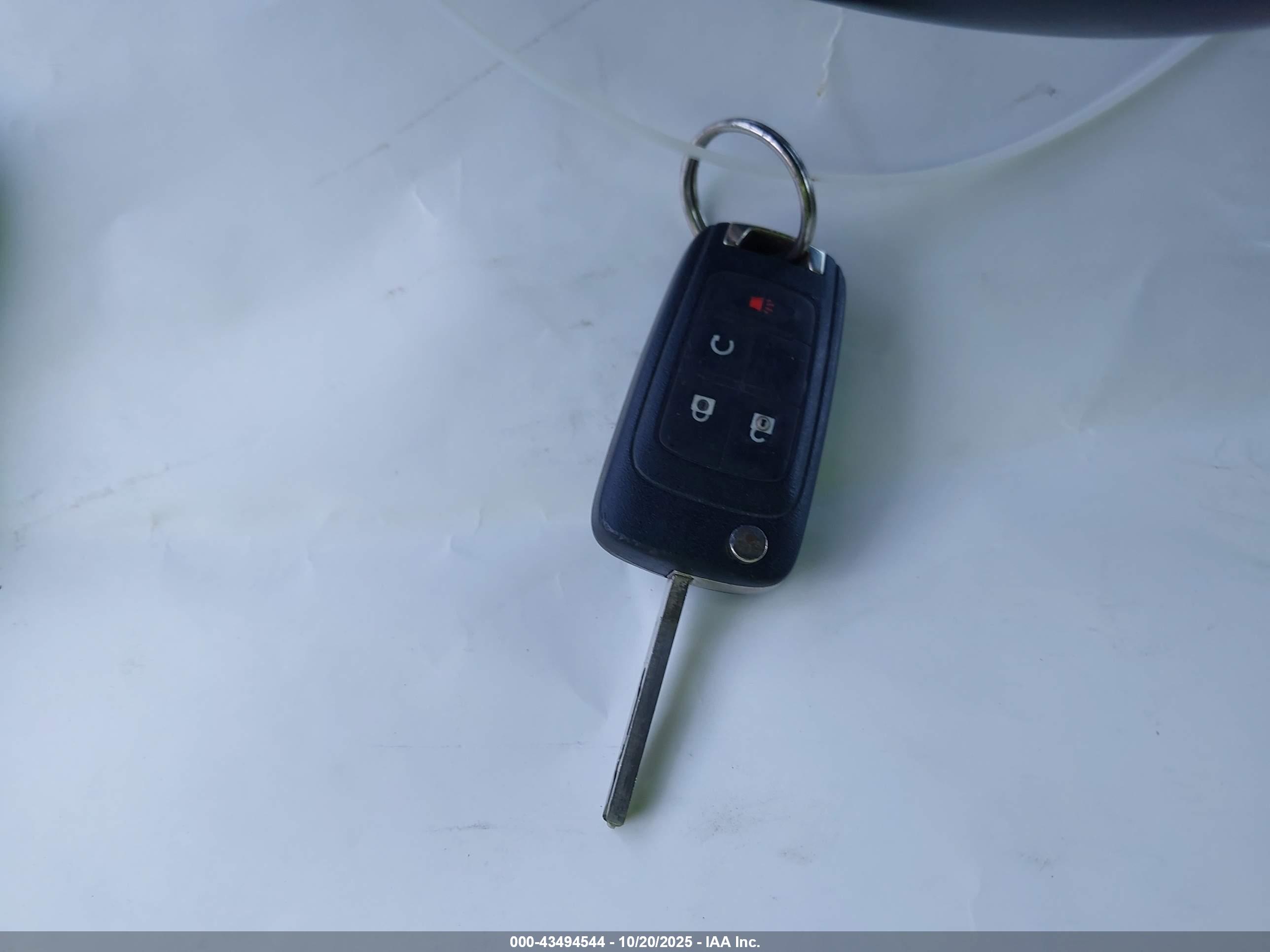 CHEVROLET EQUINOX image 11