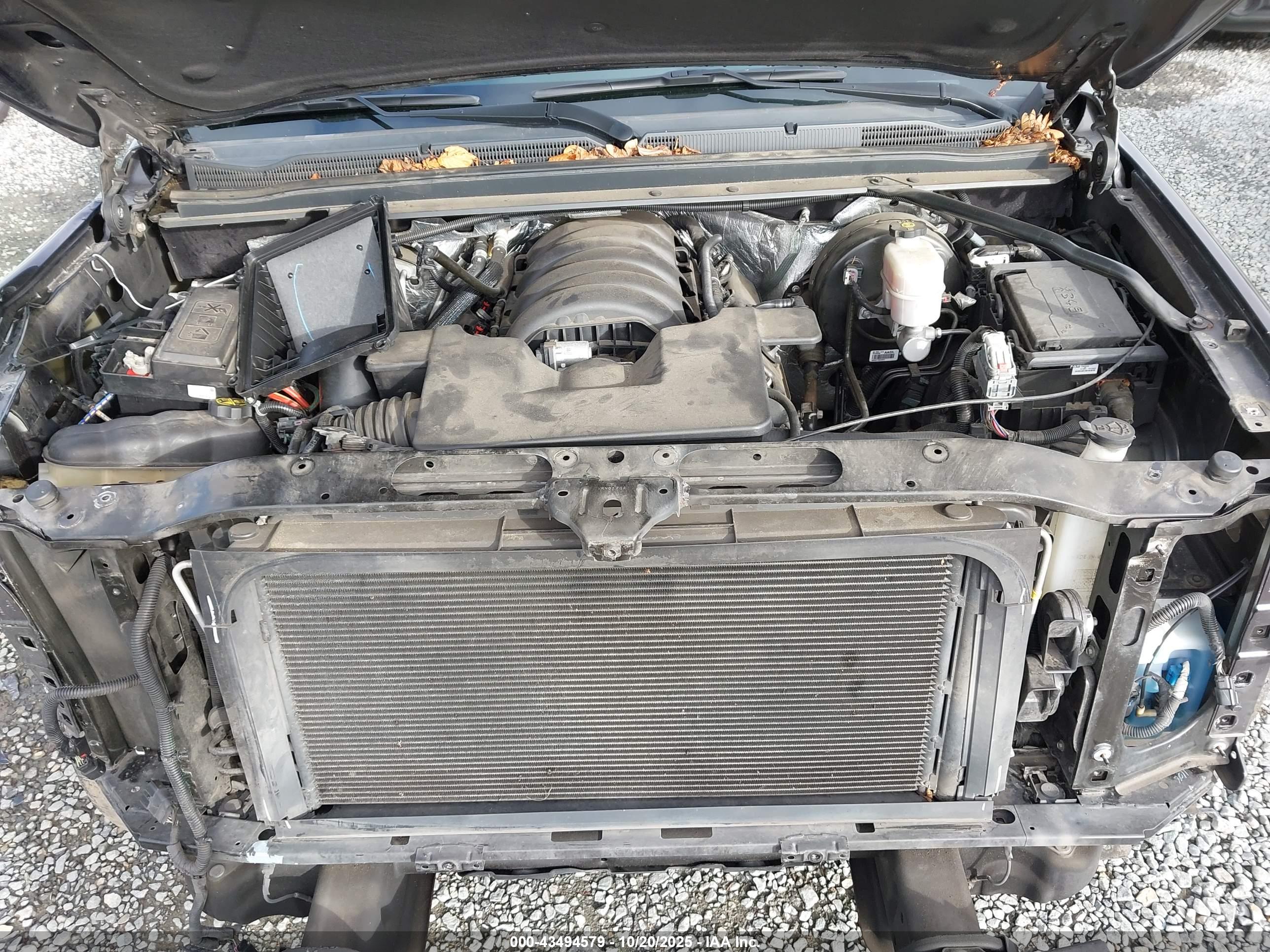 CHEVROLET TAHOE image 10