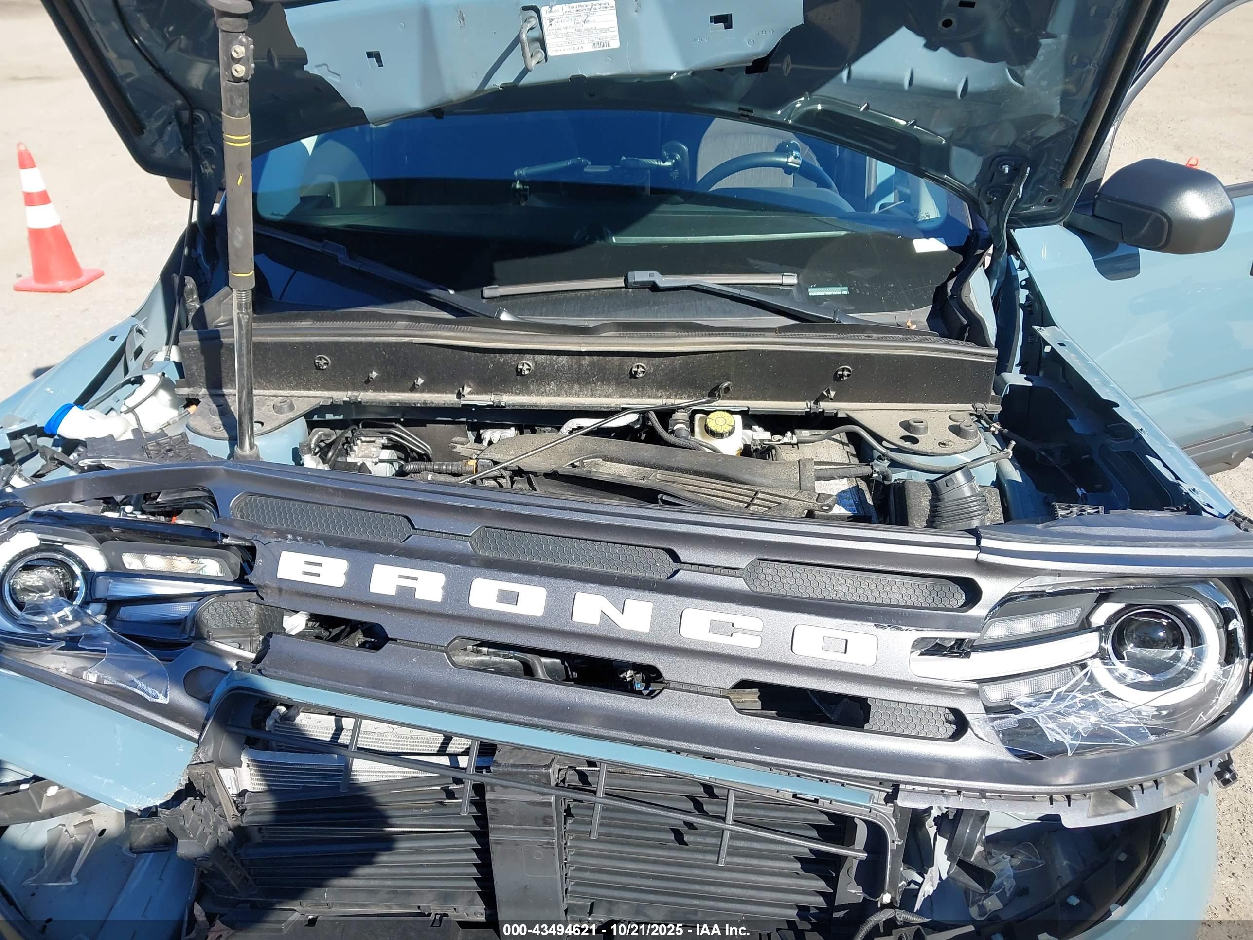FORD BRONCO image 10