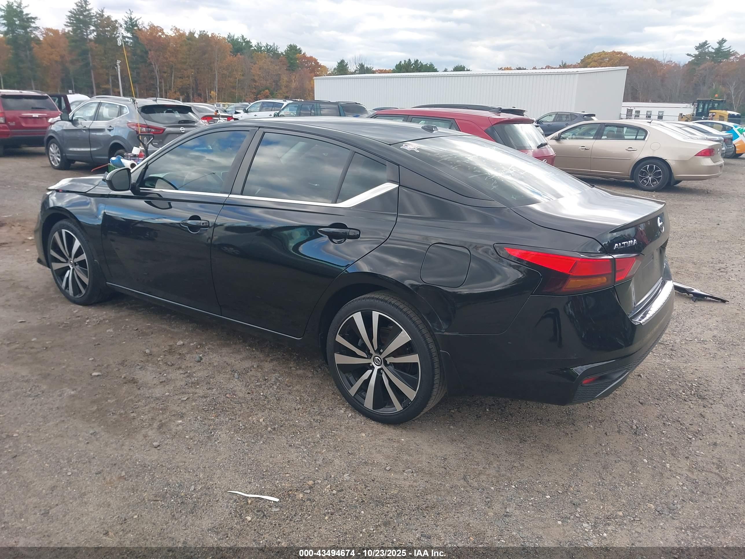 NISSAN ALTIMA image 3