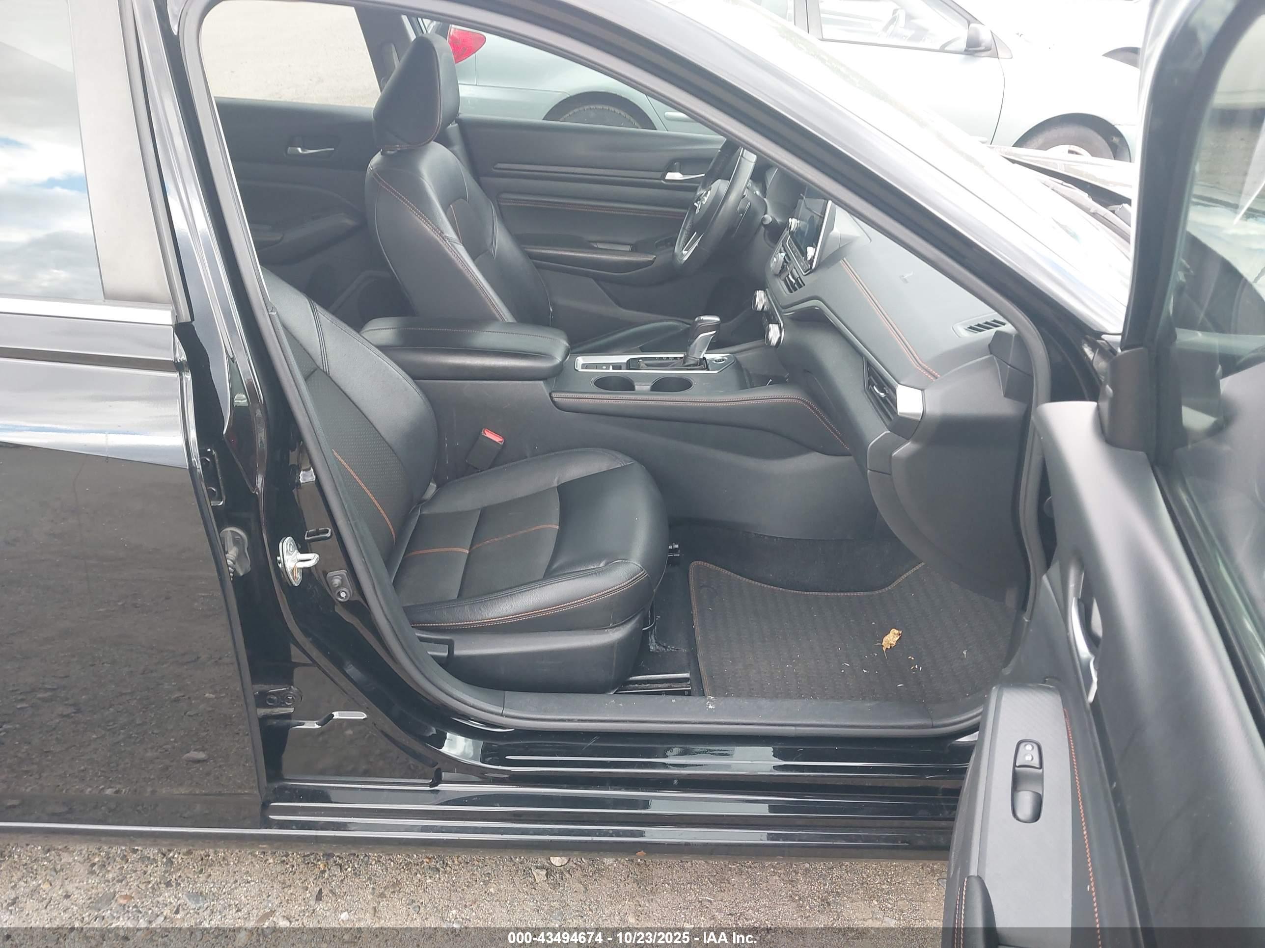 NISSAN ALTIMA image 5