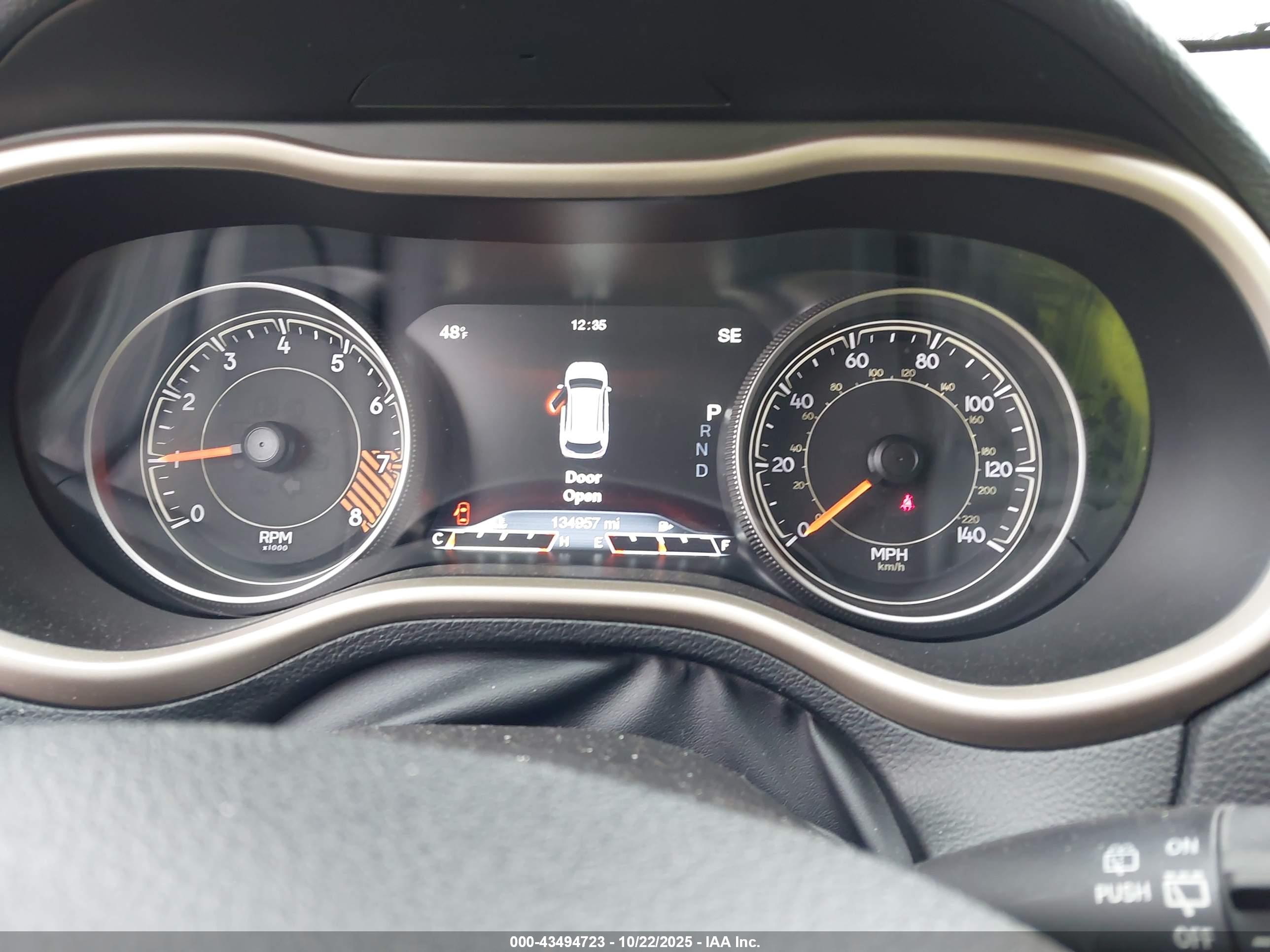 JEEP CHEROKEE image 7