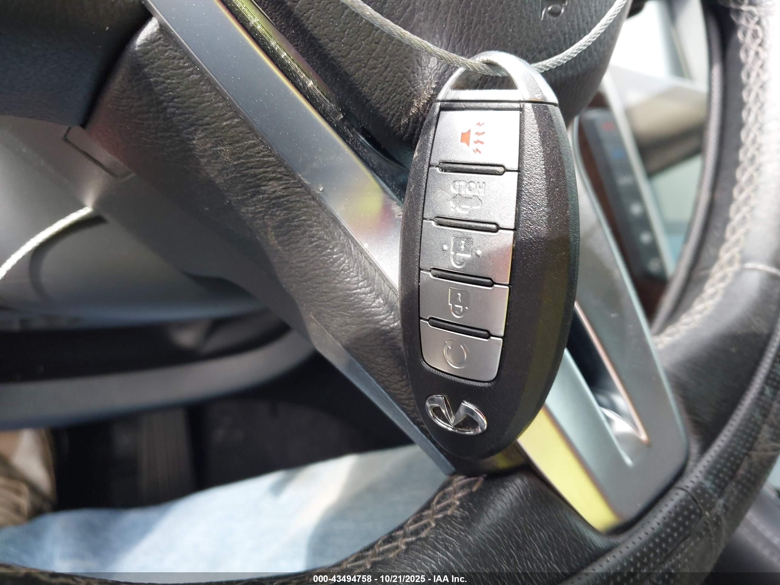 INFINITI Q50 image 11
