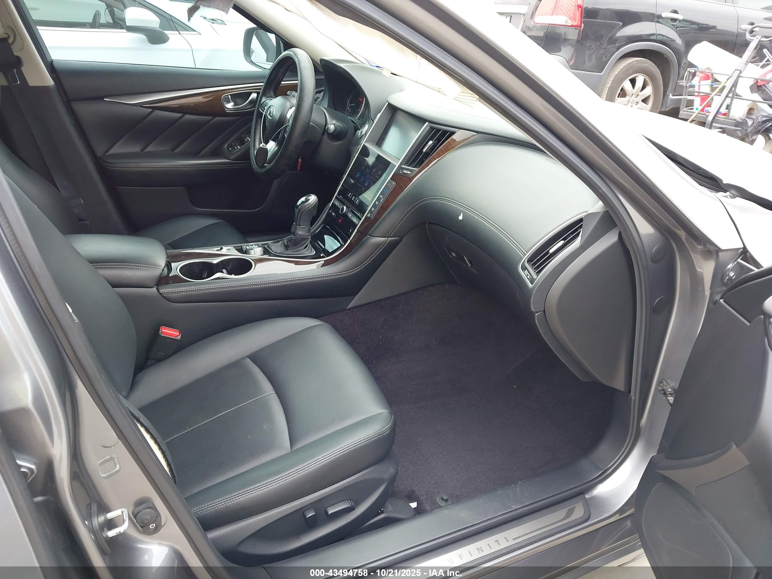 INFINITI Q50 image 5