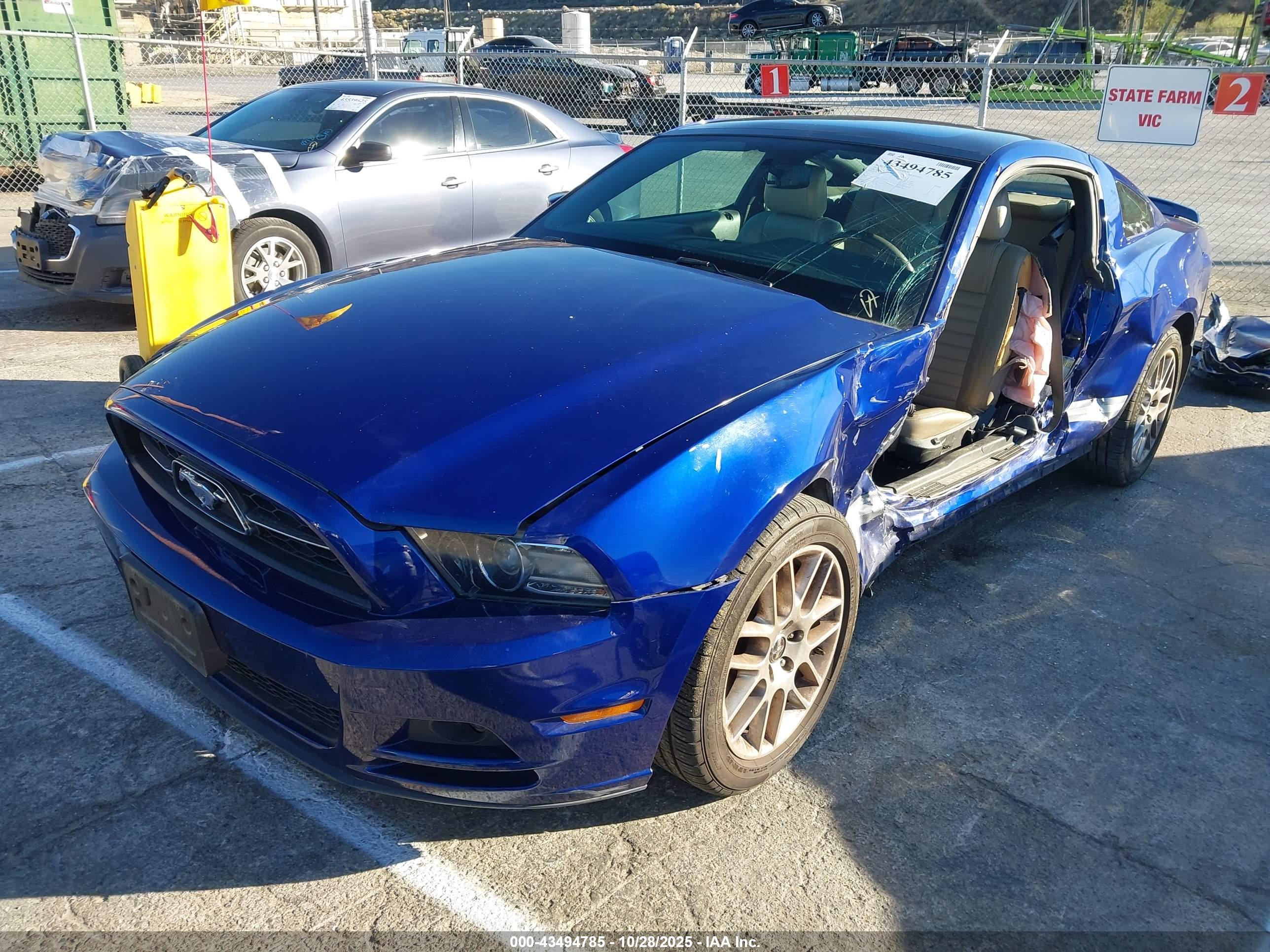 FORD MUSTANG image 2