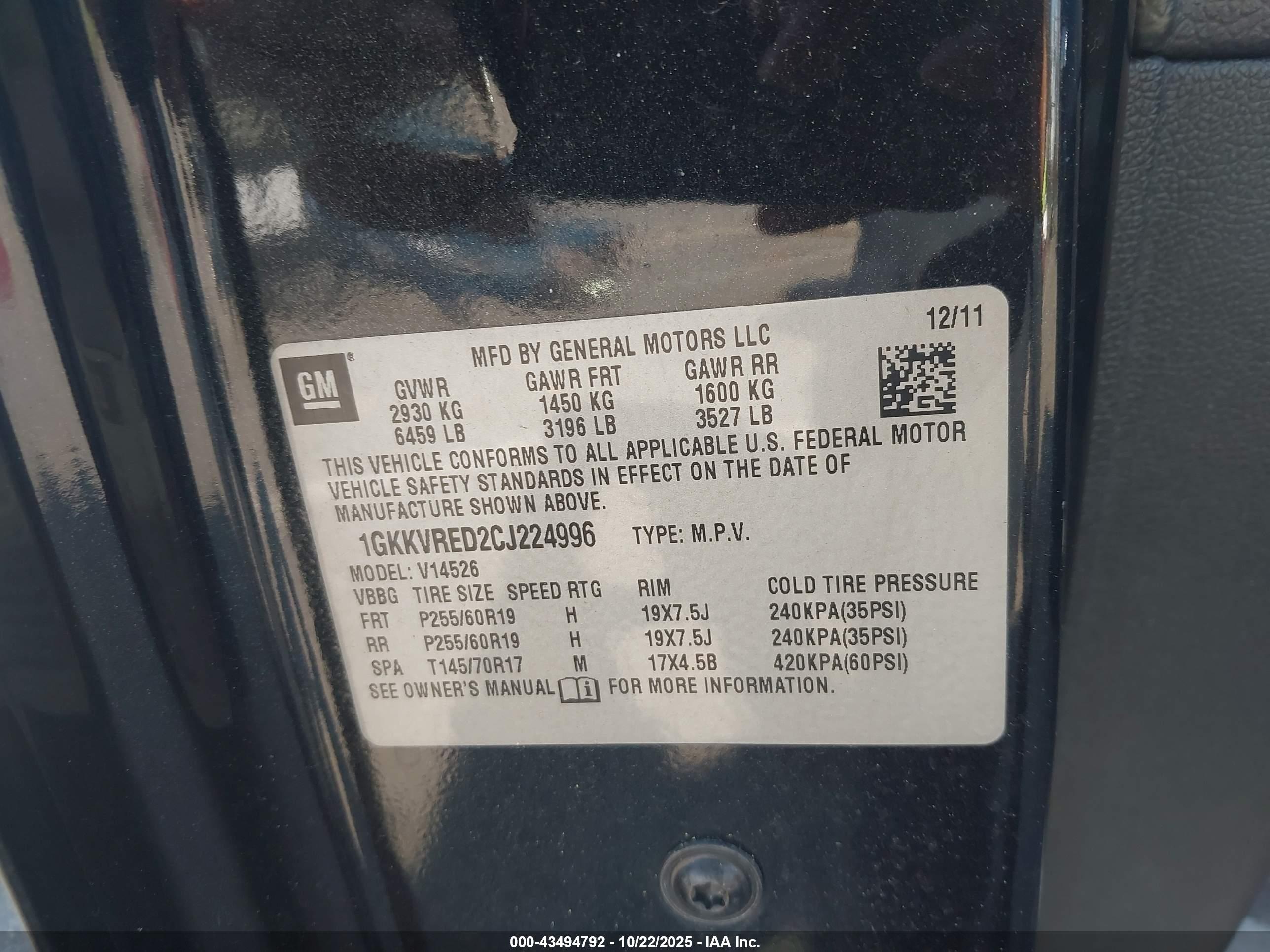 GMC ACADIA image 9