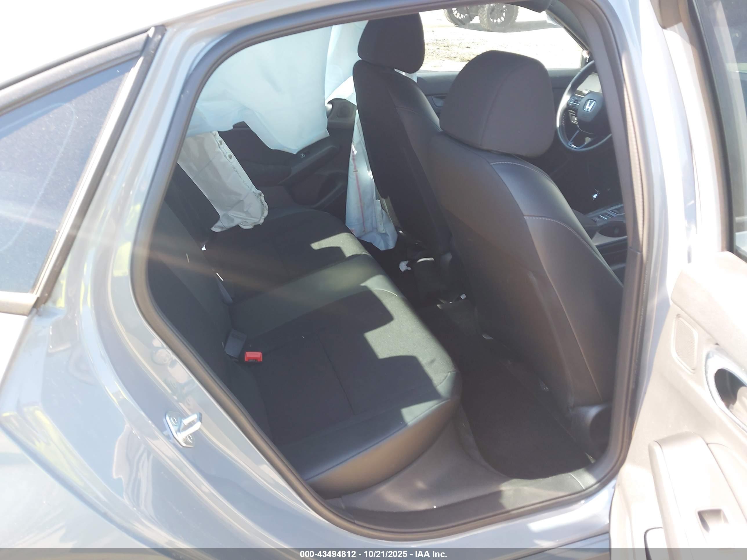 HONDA CIVIC image 8