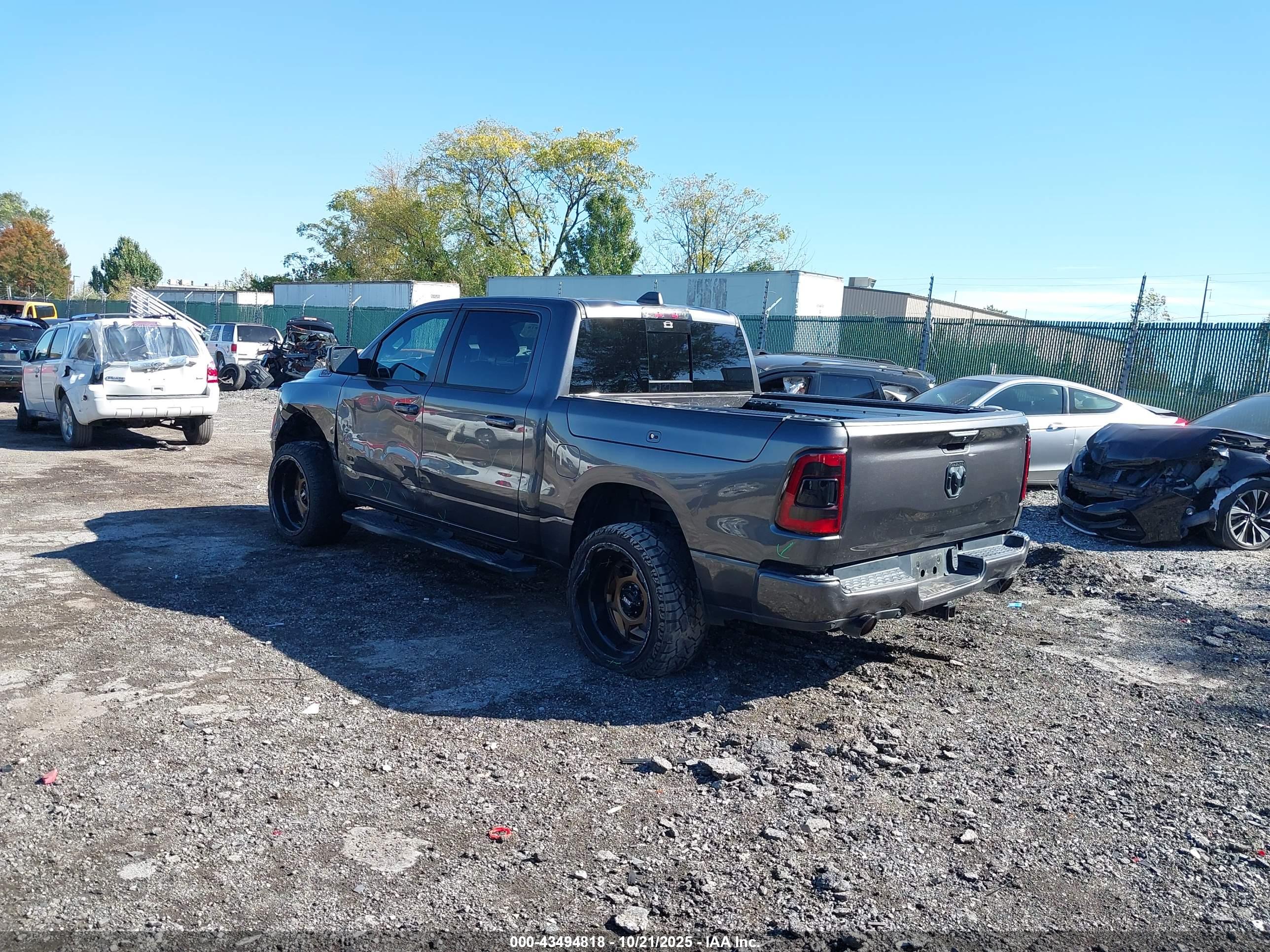 RAM 1500 image 3