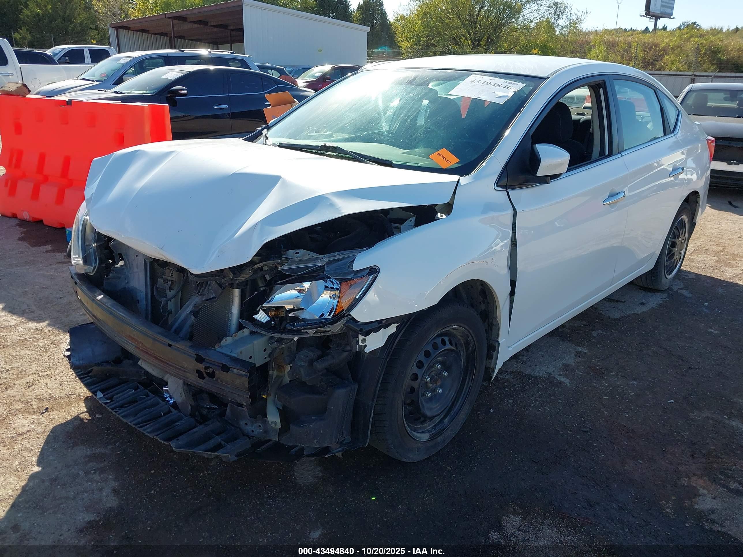 NISSAN SENTRA image 2