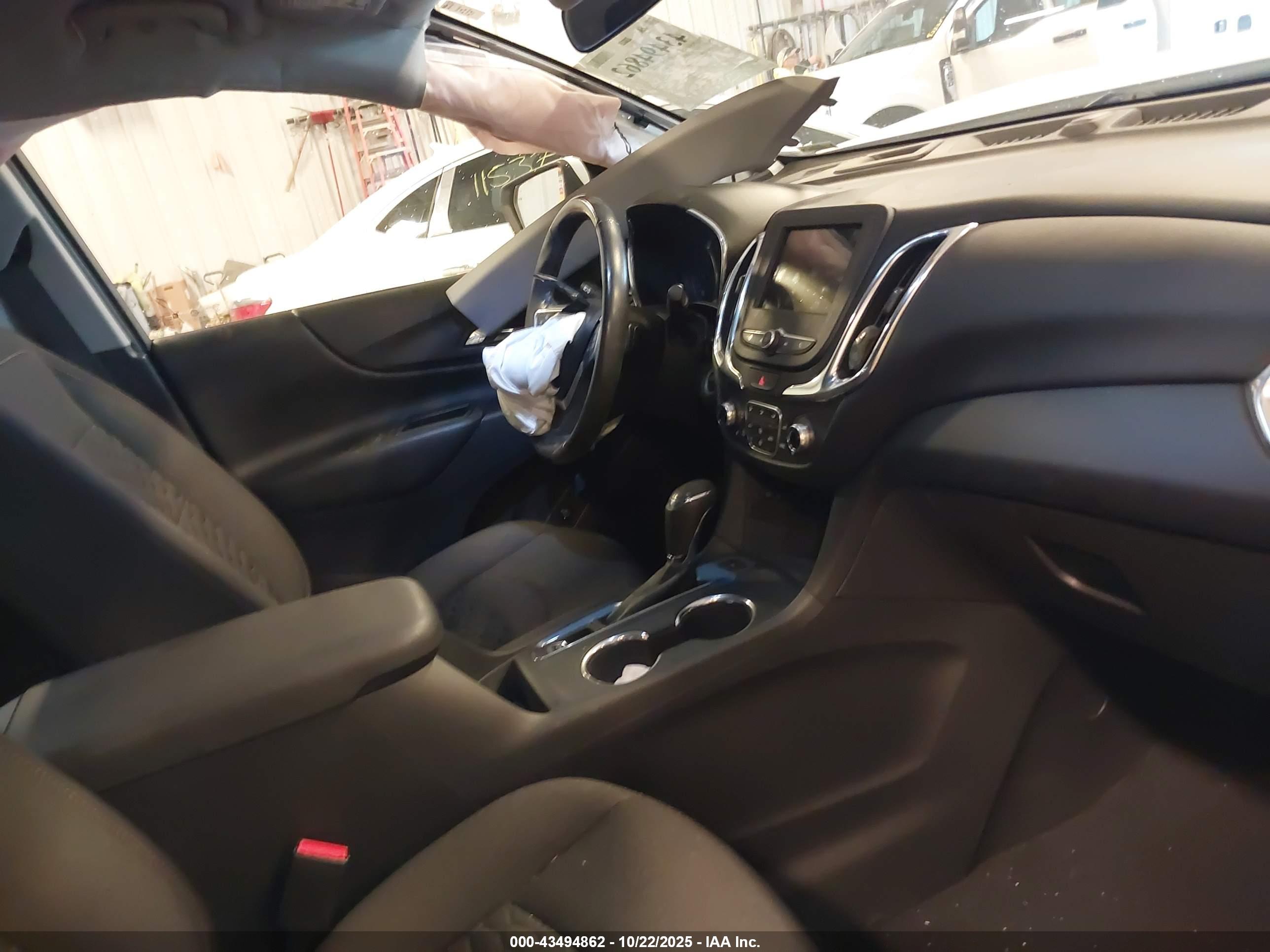 CHEVROLET EQUINOX image 5