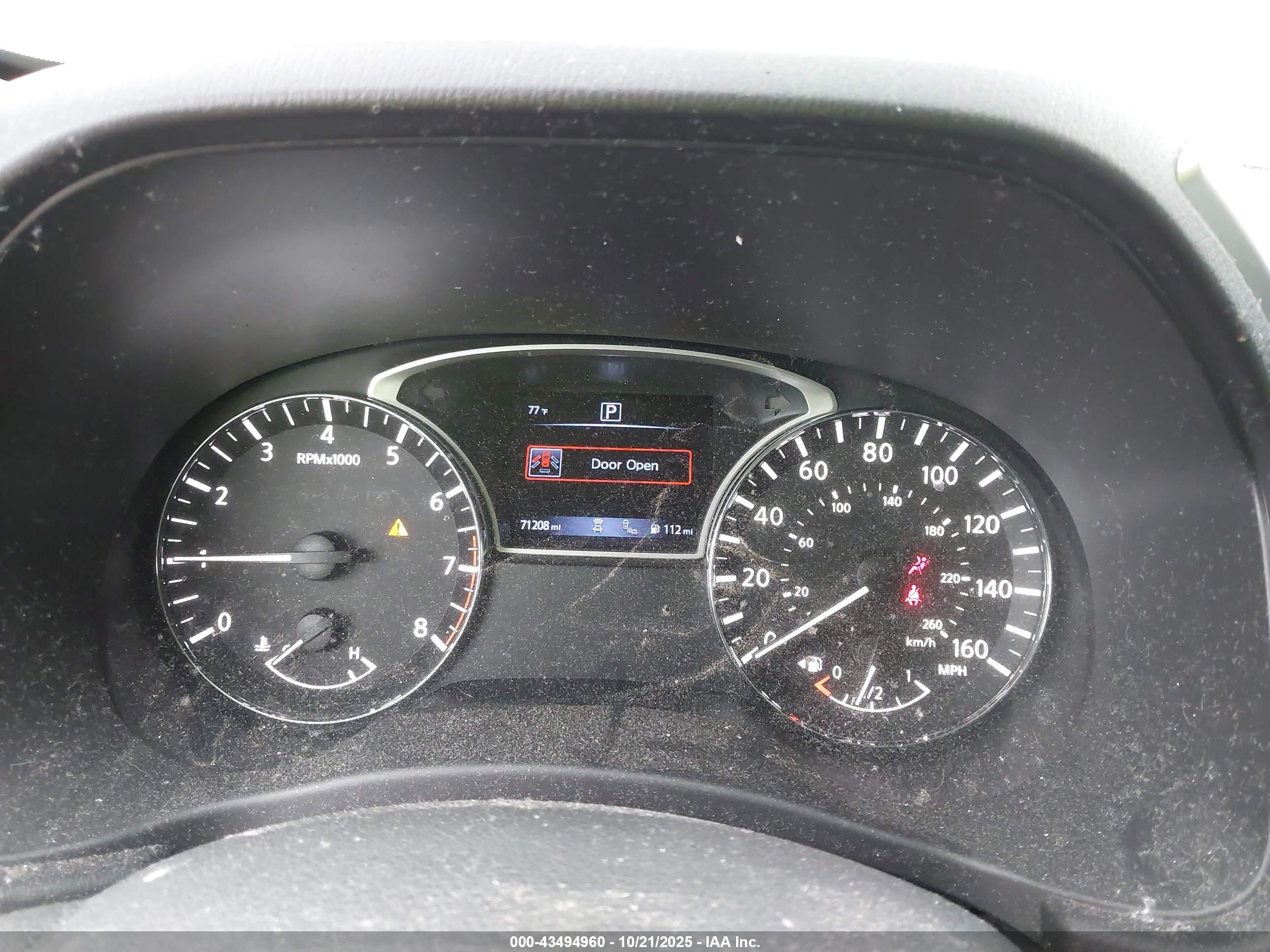 NISSAN PATHFINDER image 7