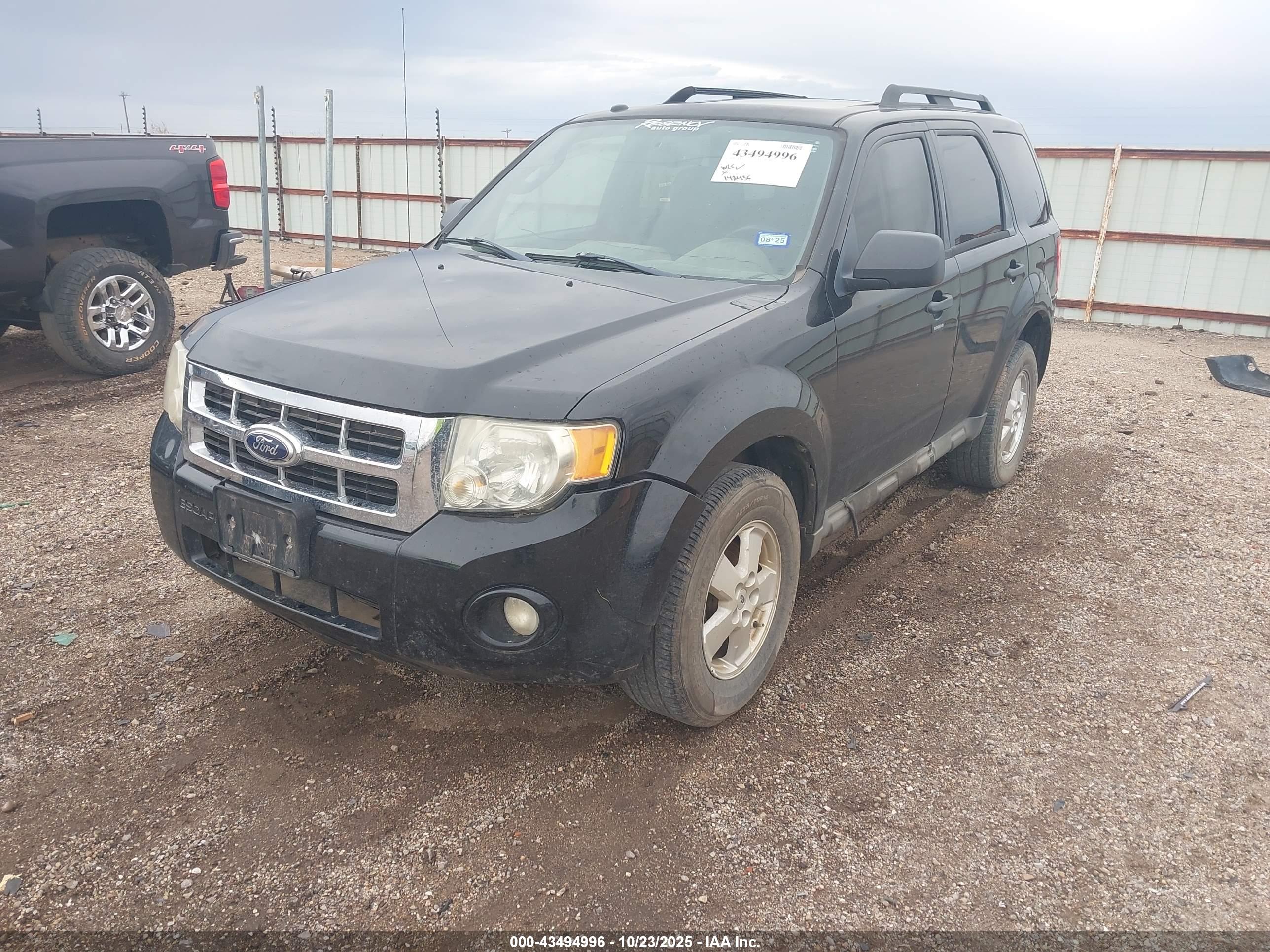 FORD ESCAPE image 2