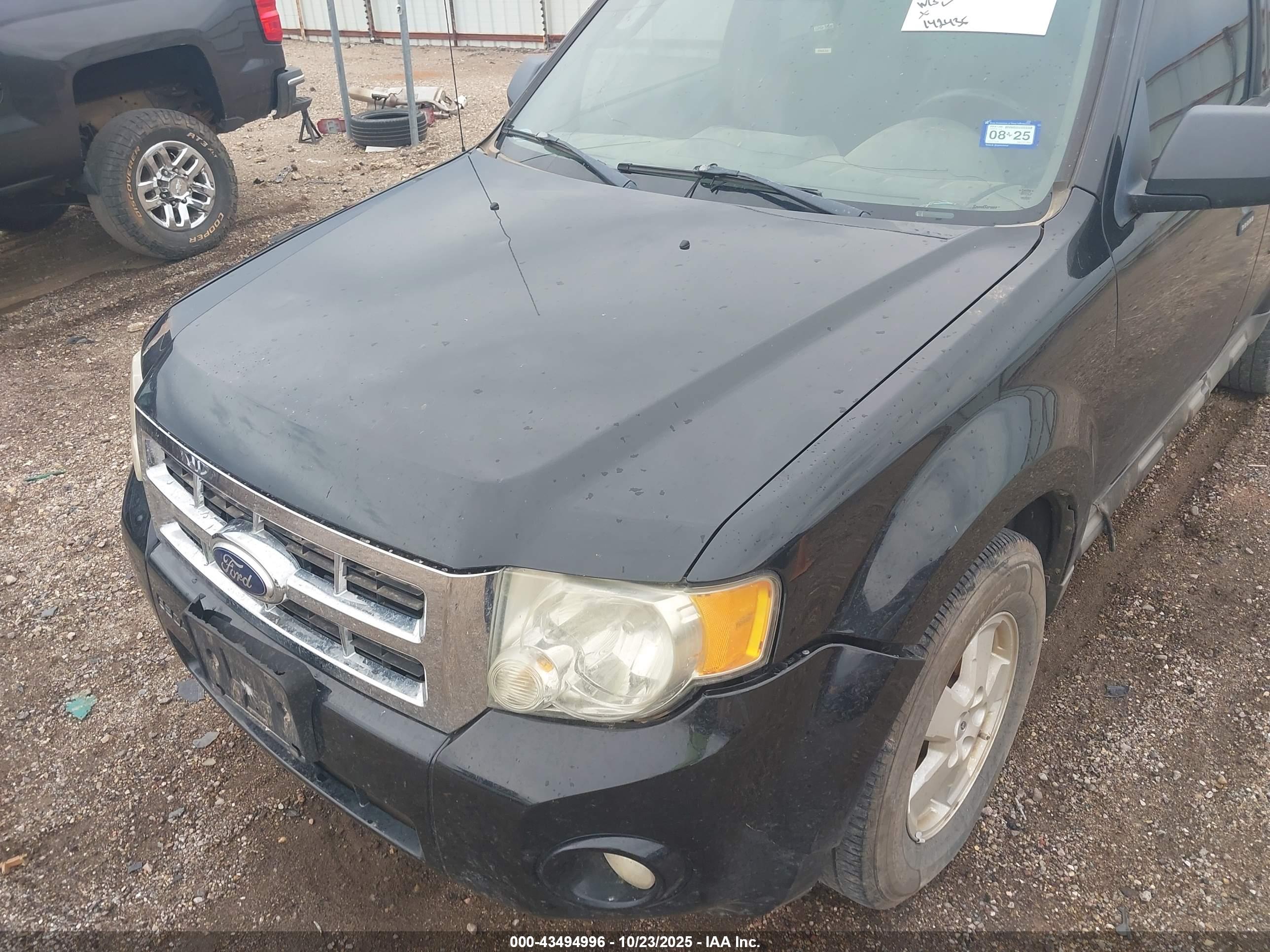 FORD ESCAPE image 6