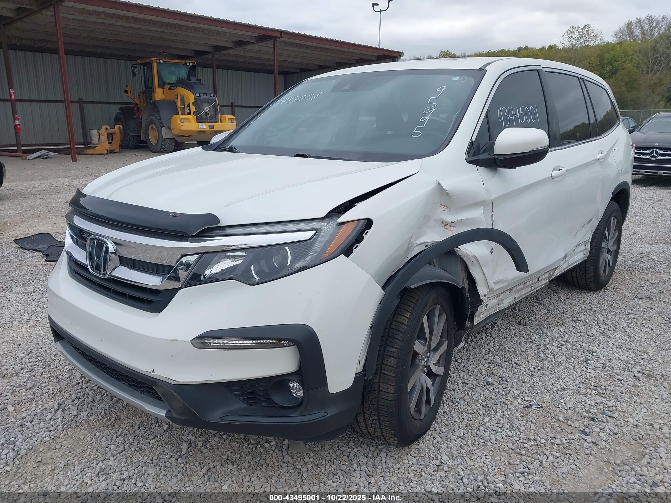 HONDA PILOT image 2