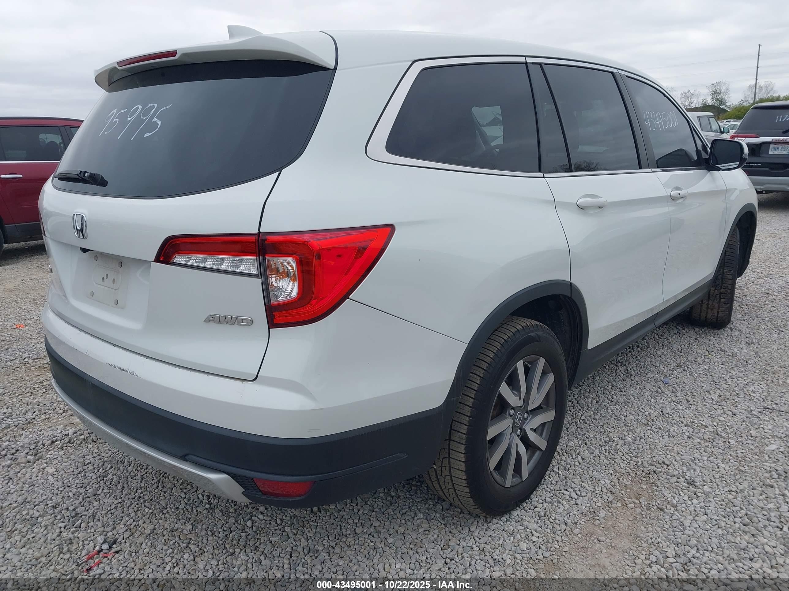 HONDA PILOT image 4