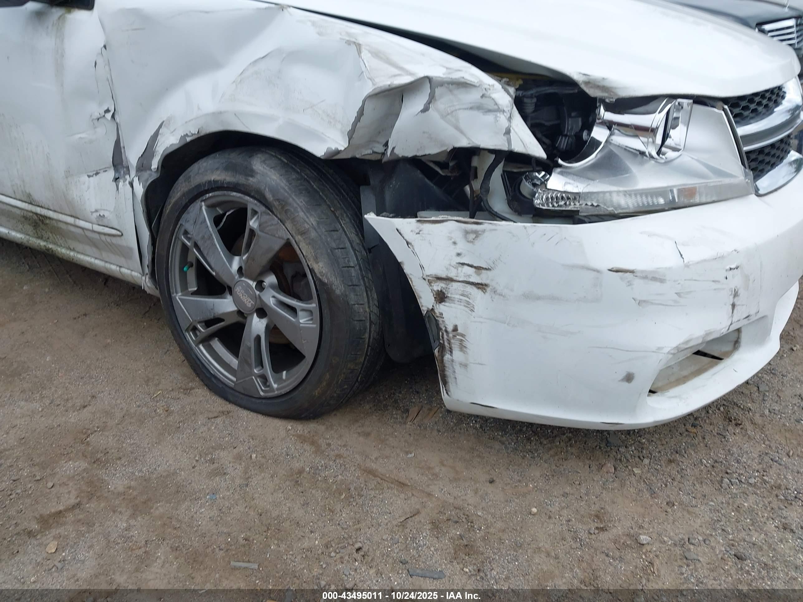 DODGE AVENGER image 6