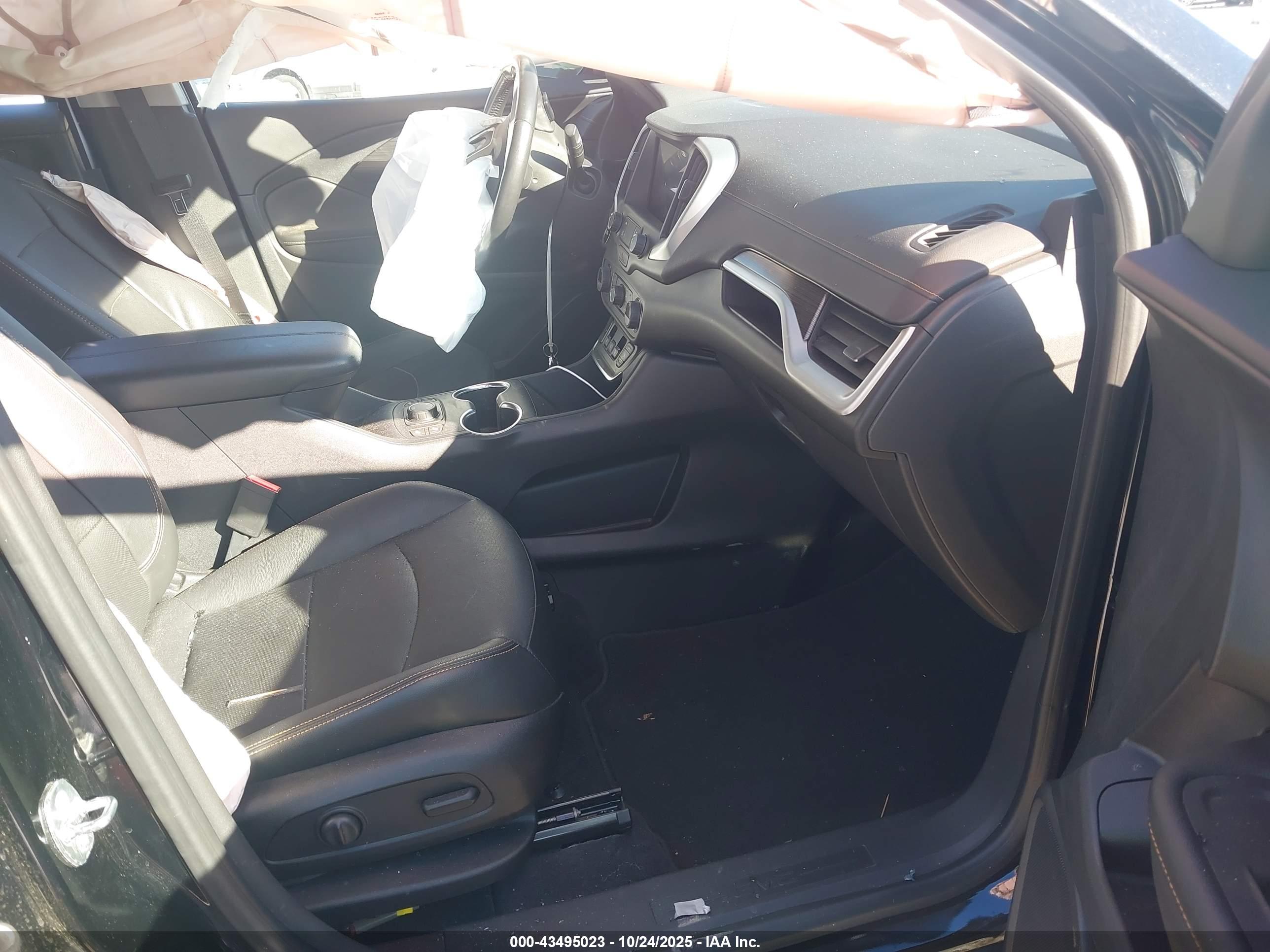 GMC TERRAIN image 5